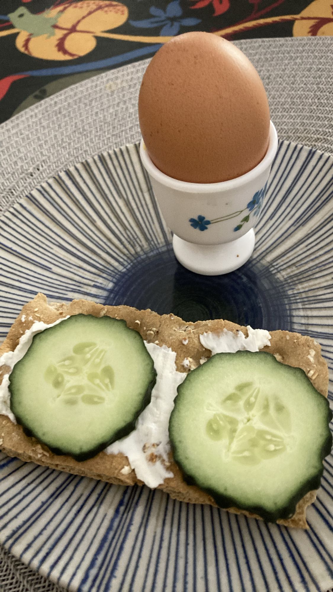Ägg med knäcke