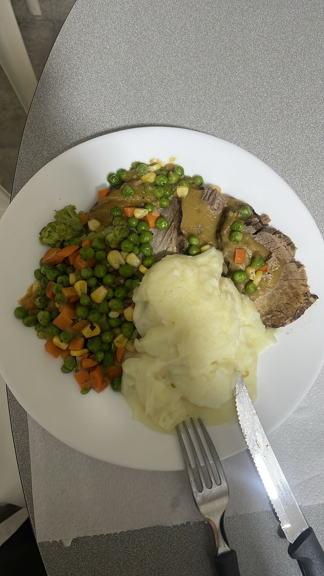 Beef Mash Veg Plate