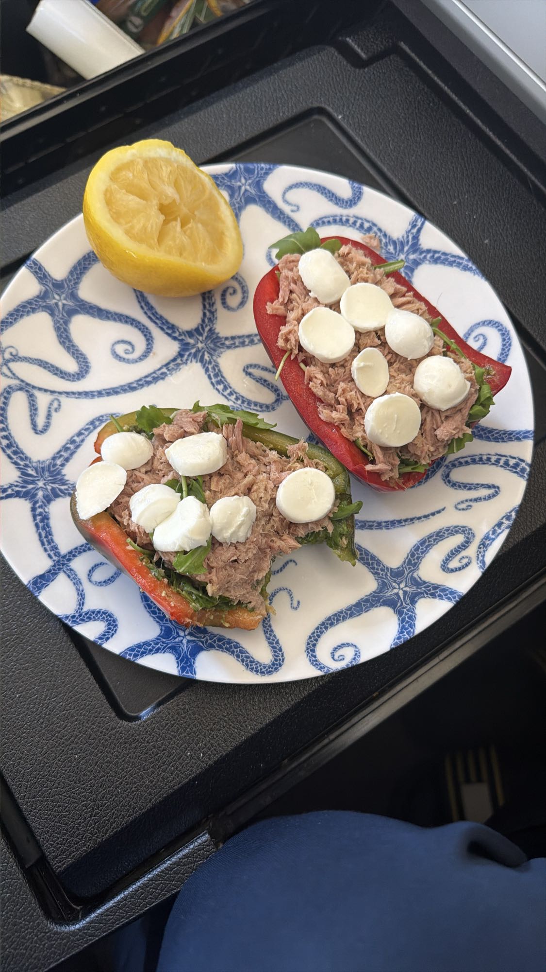 Ardei cu ton si mozzarella