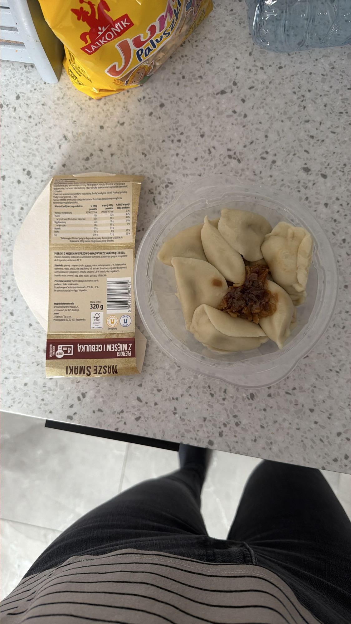 Pierogi z mięsem i cebulą