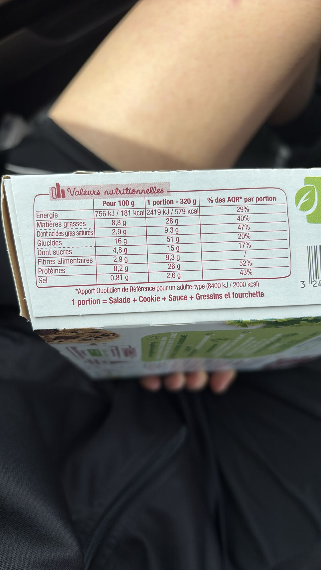 Salade avec cookie