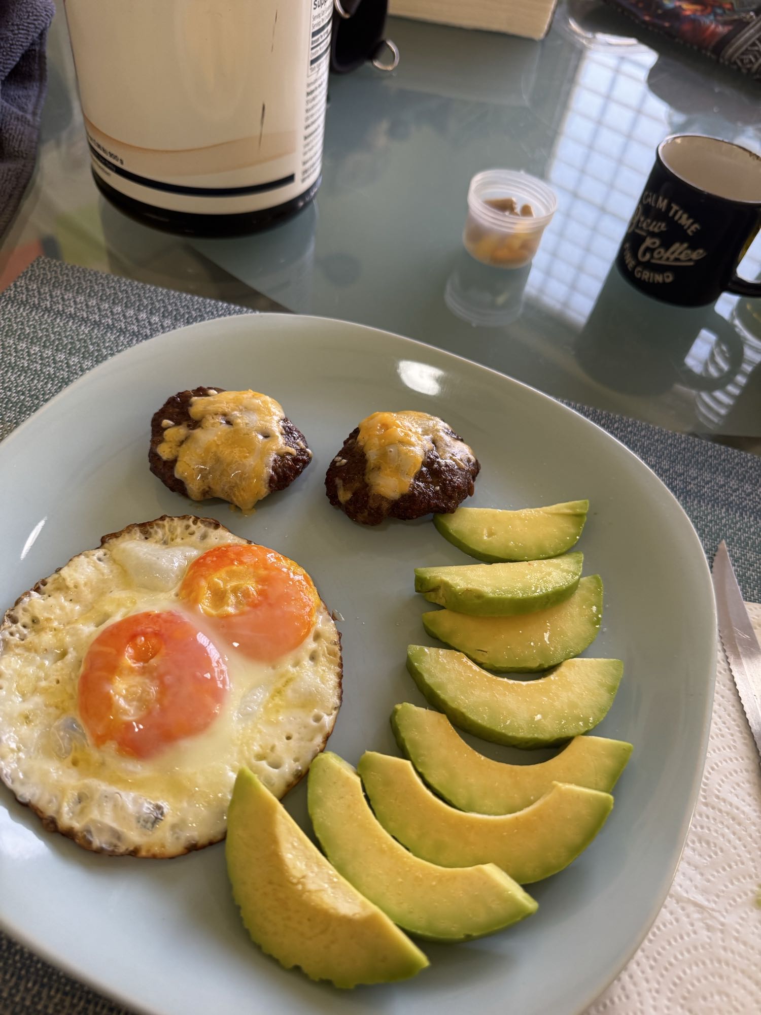 huevos con aguacate