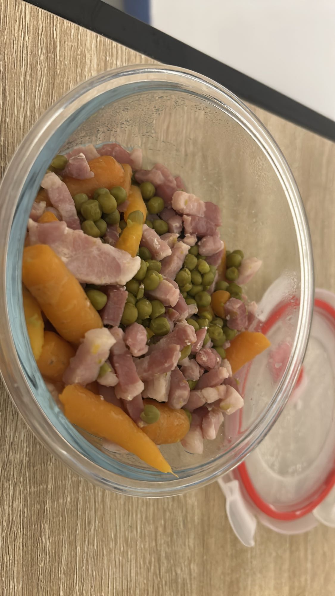Petits pois carottes lardons