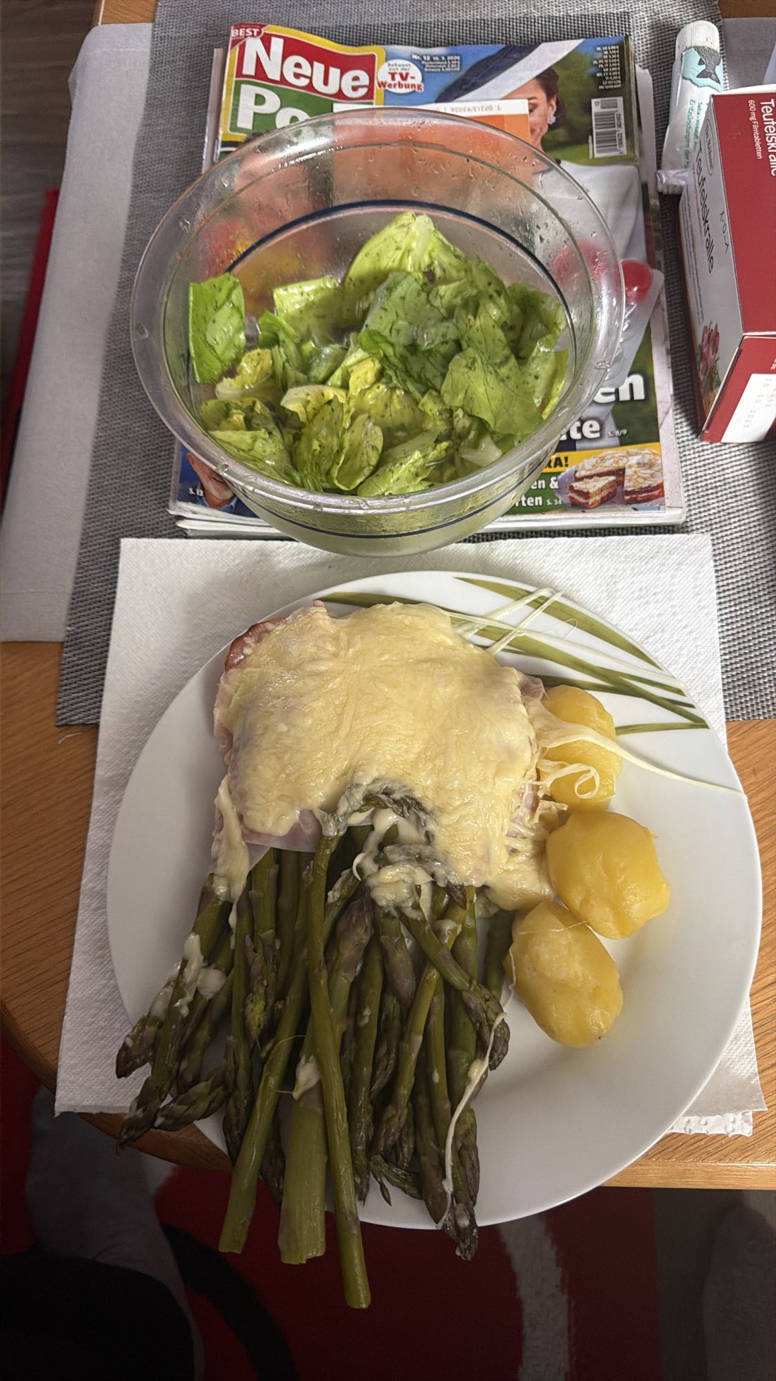 Spargel mit Schinken