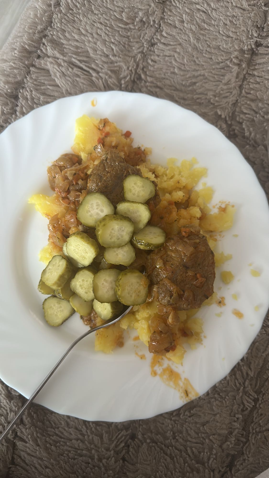 Wołowina z ziemniakami