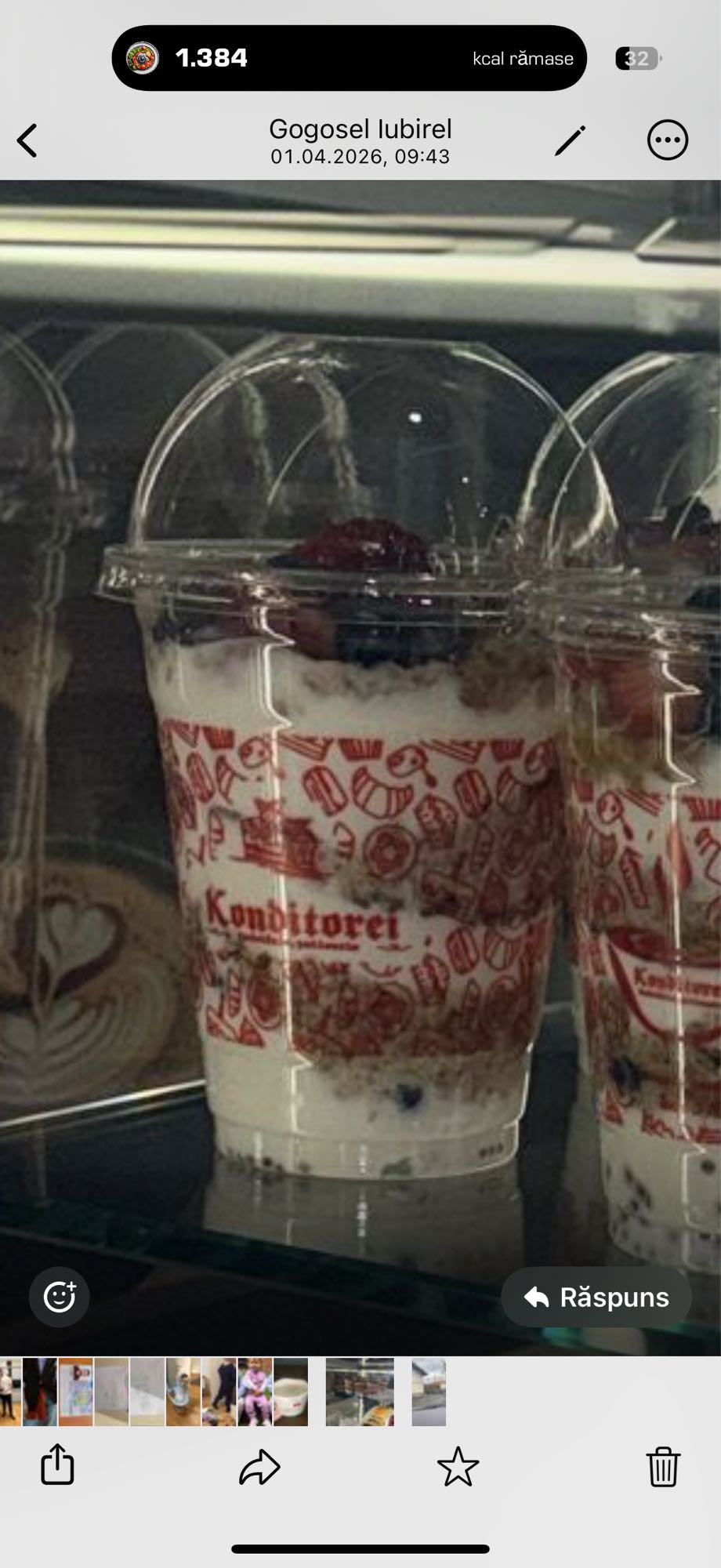 Iaurt cu granola si fructe