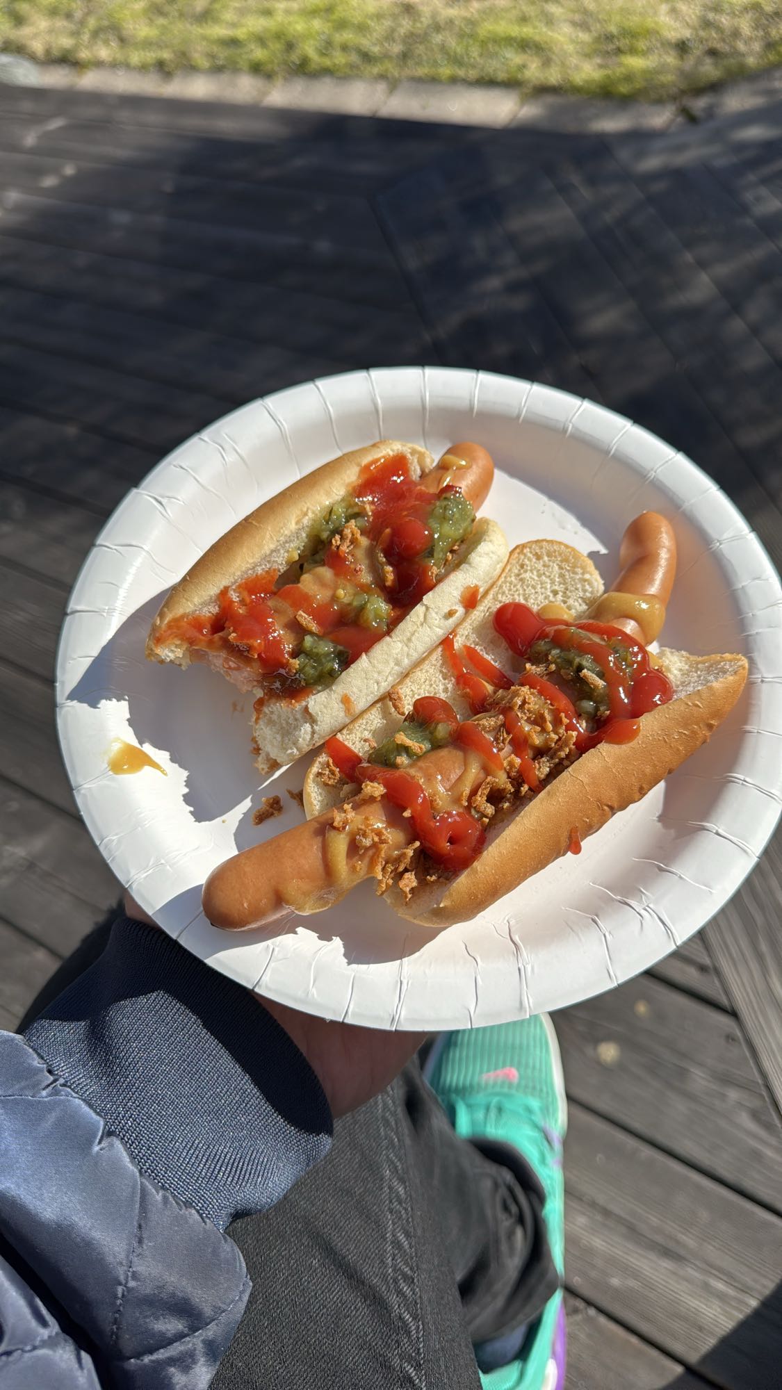 Tre korvar med bröd