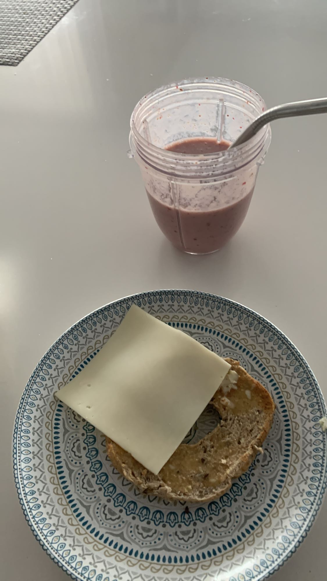 Tartine fromage smoothie