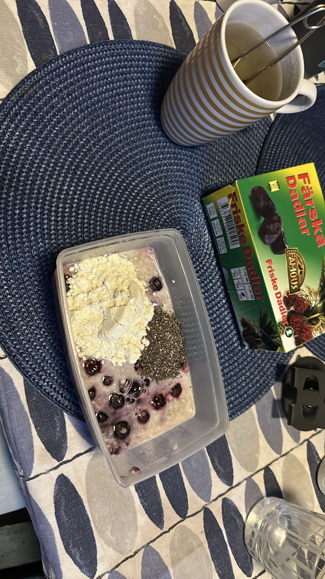 Havregröt med dadlar