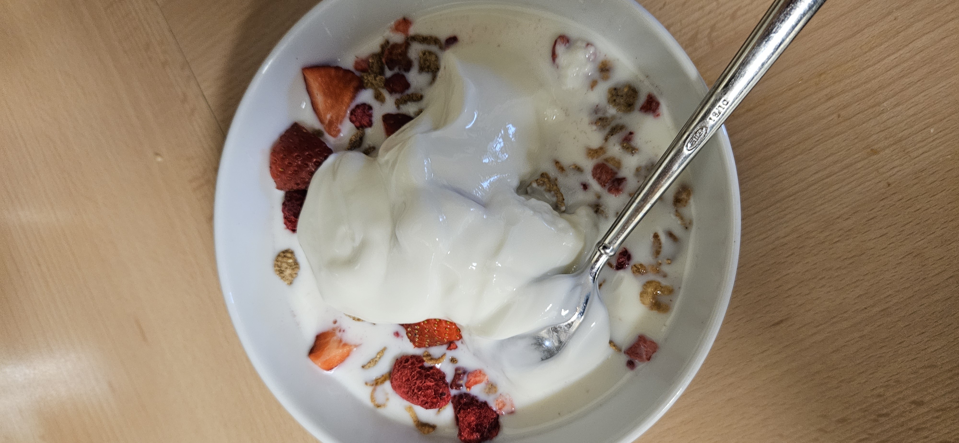 Yogurt Berry Cereal Bowl