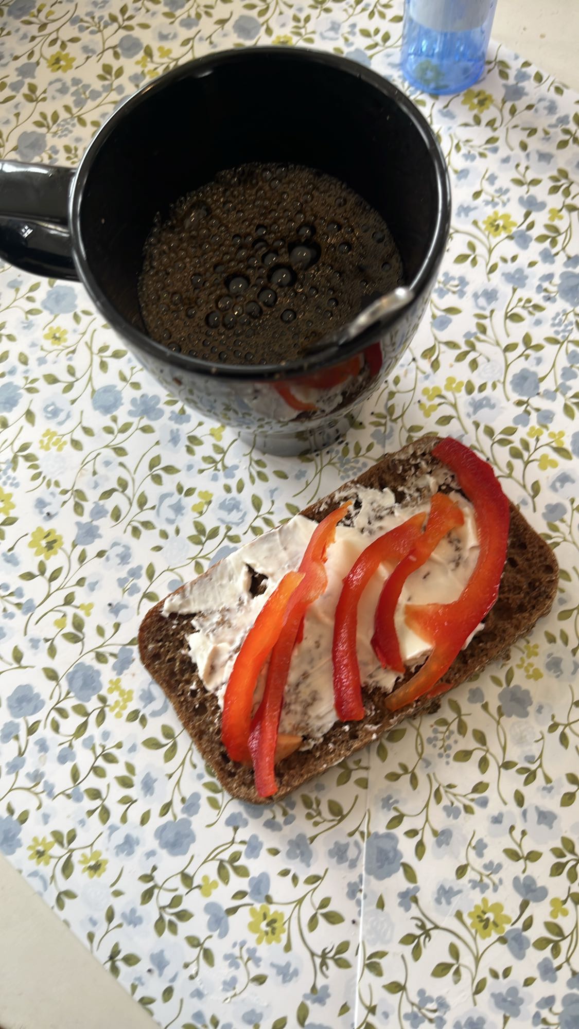 Smörgås med kaffe