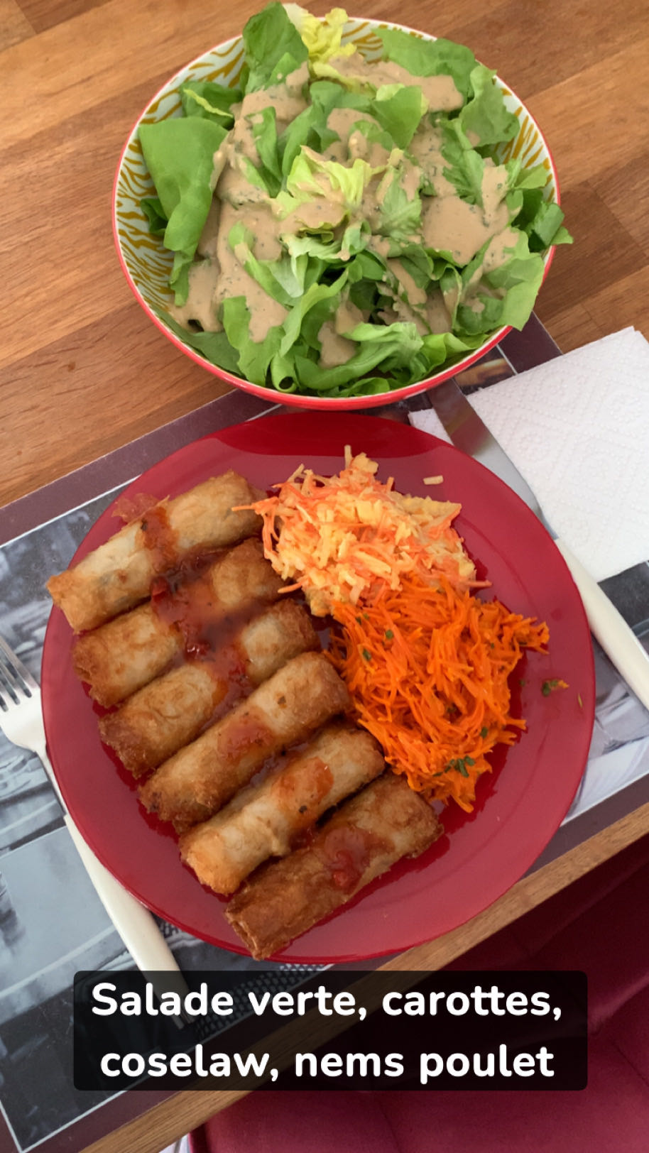 Nems poulet et salades