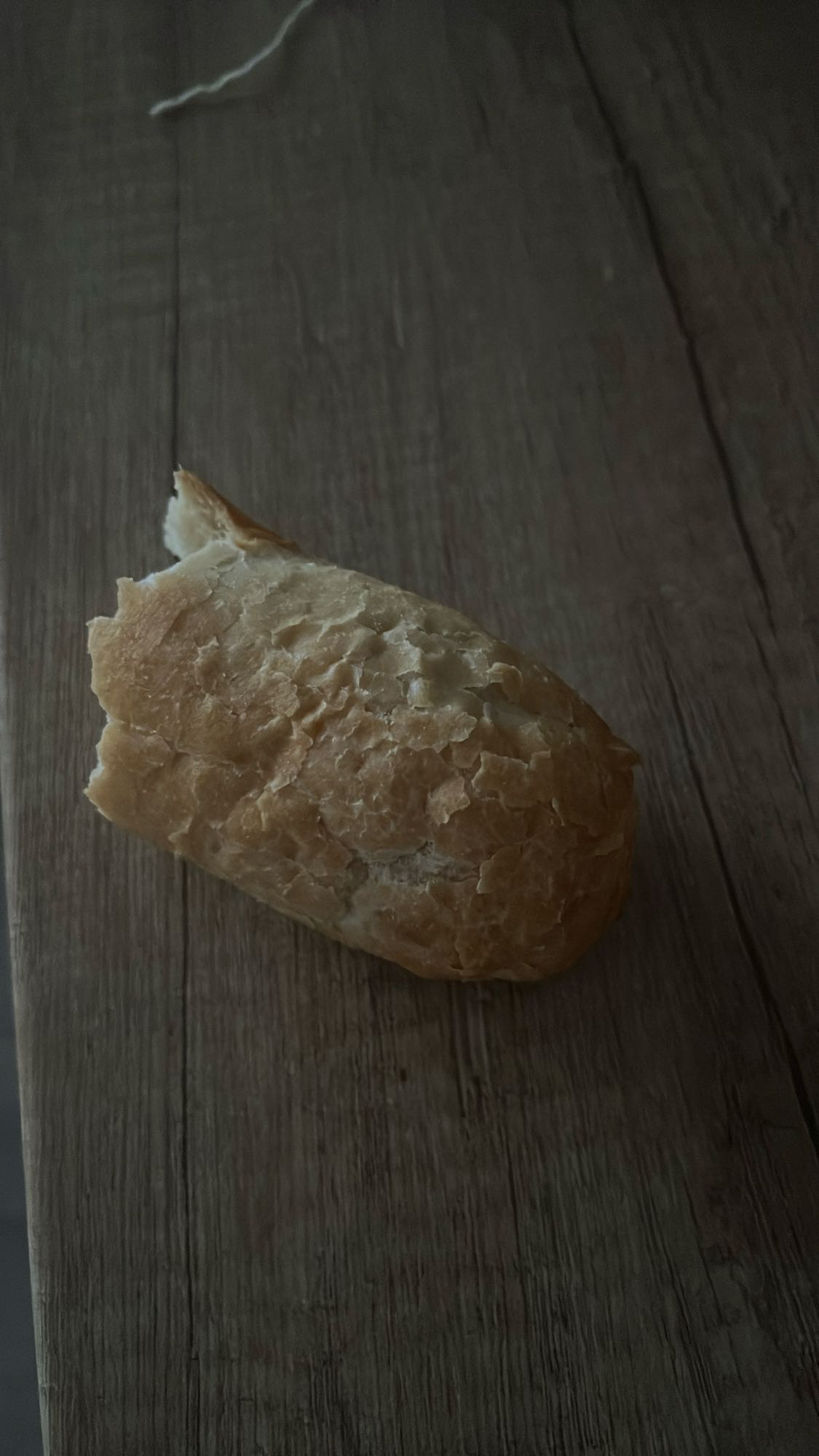 Bucata de paine alba