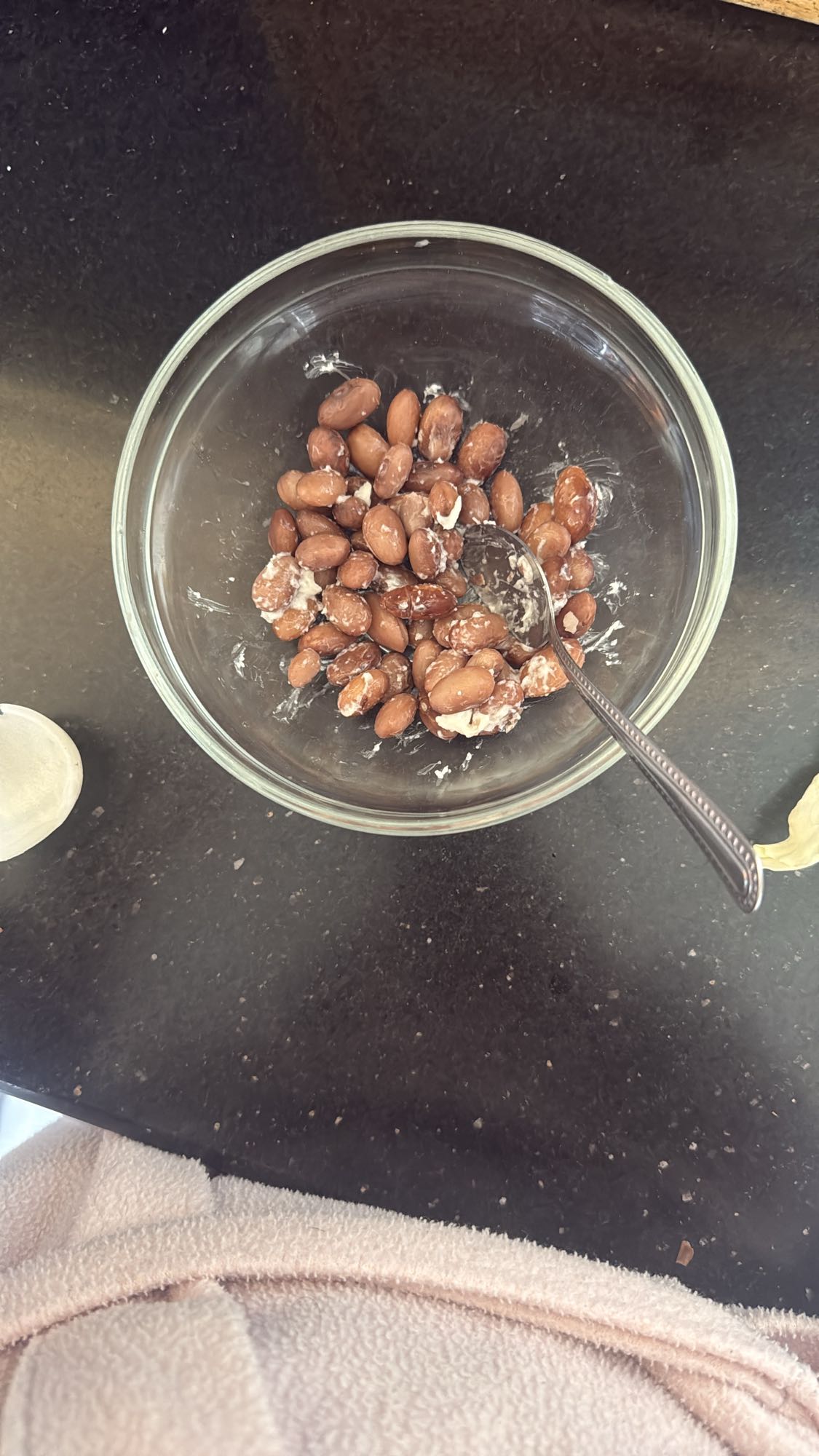 Peanuts with Yogurt