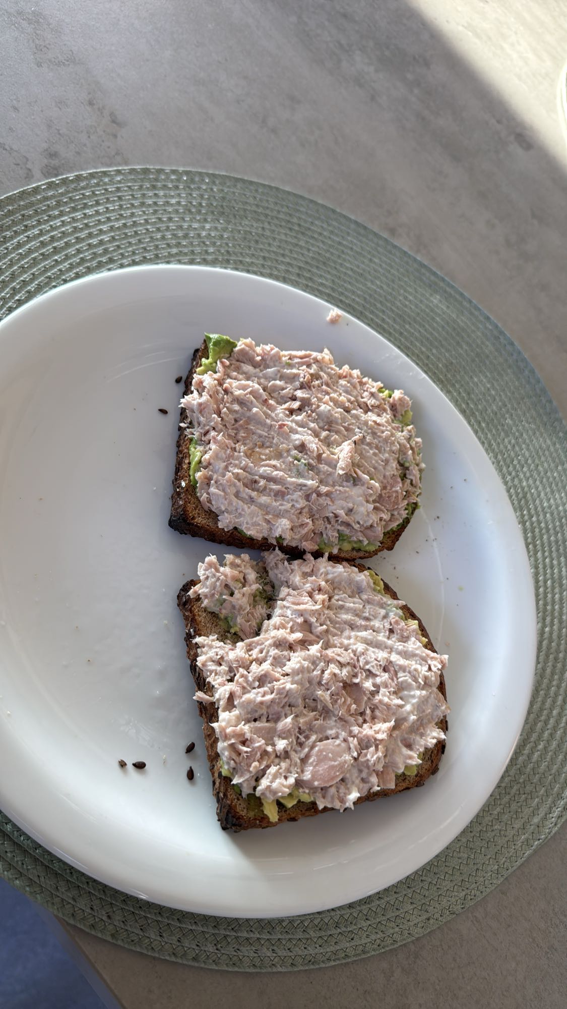 tostadas con atún