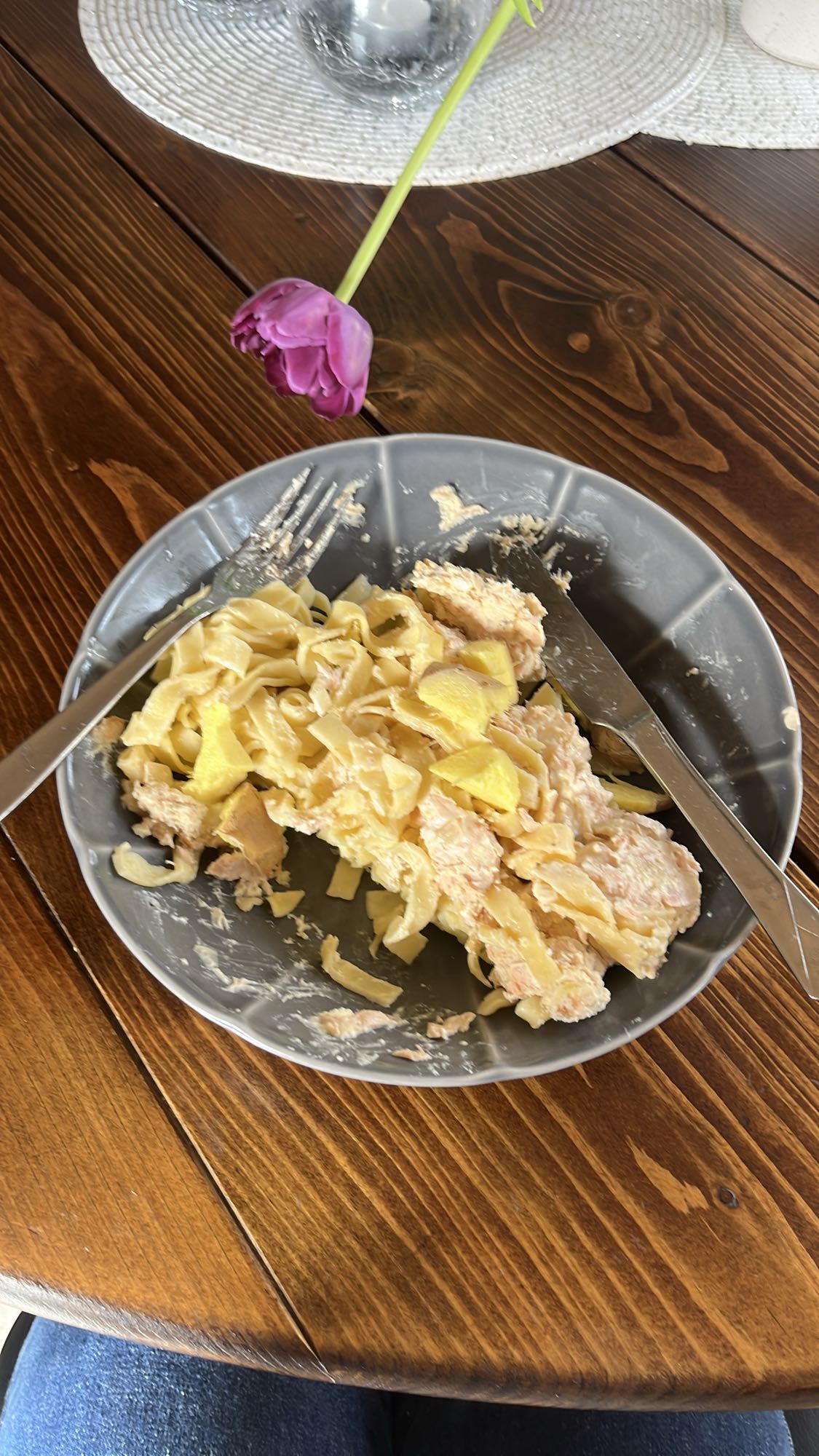 Krämig laxpasta