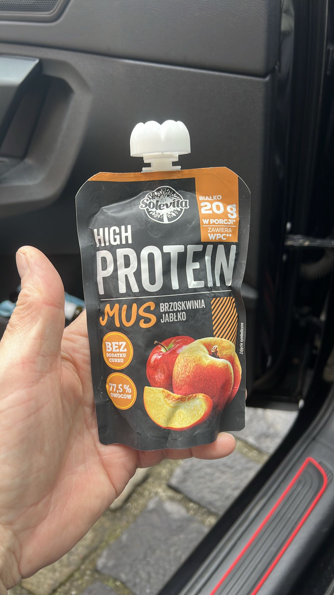 Mus proteinowy brzoskwinia