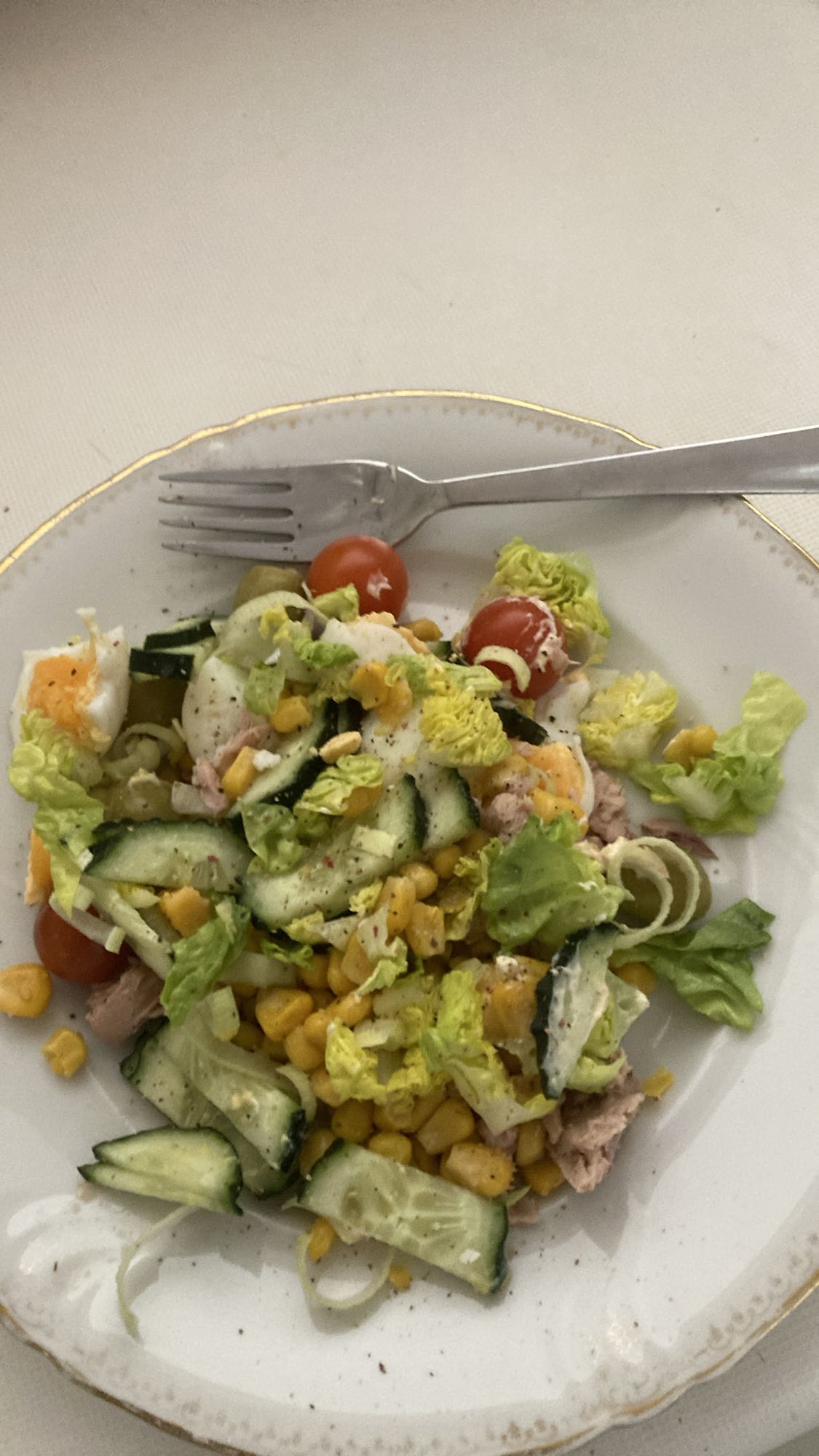 Tonfisksallad med ägg