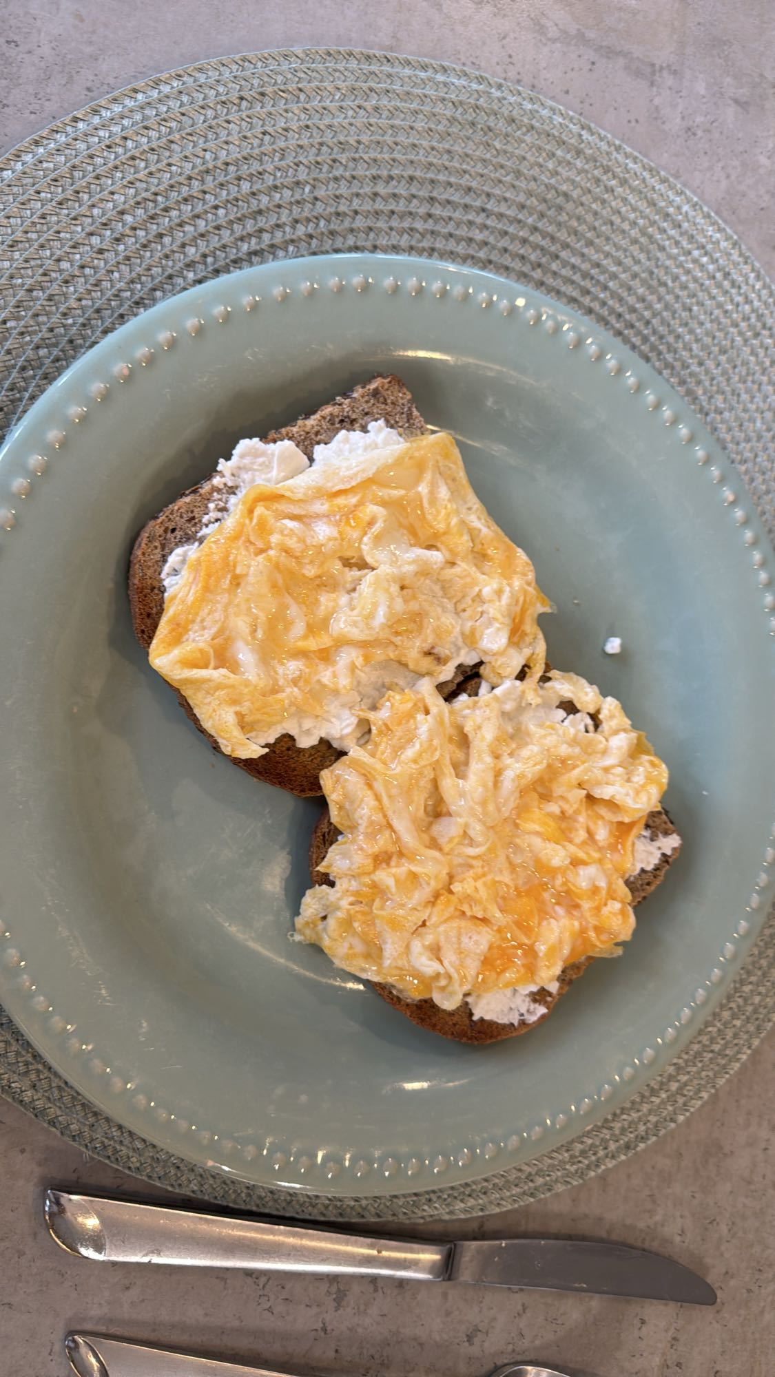 tostadas con huevo
