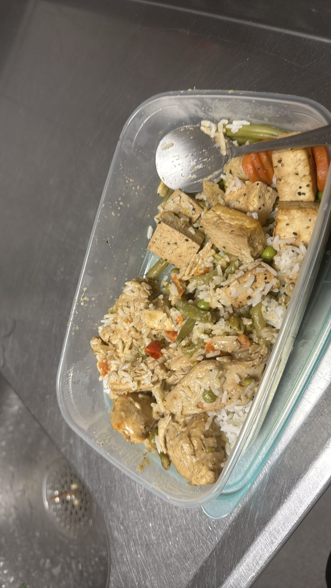 Ris med kyckling och tofu