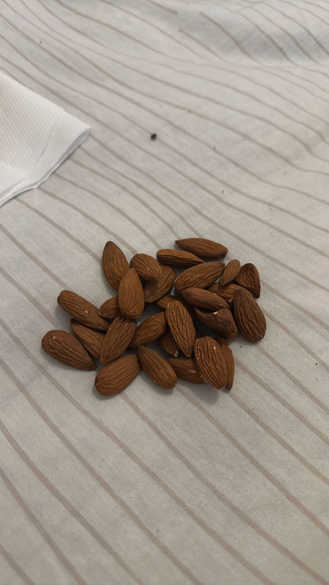 Raw Almonds