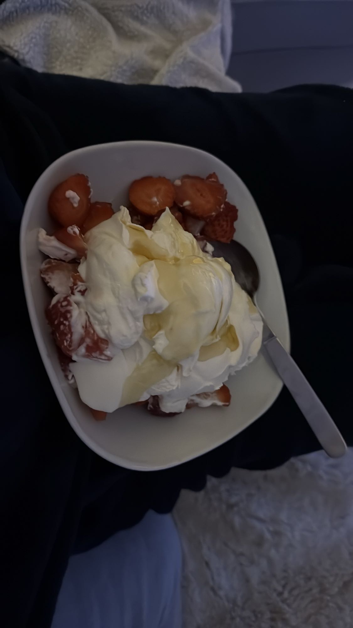 Jordgubbar med grädde