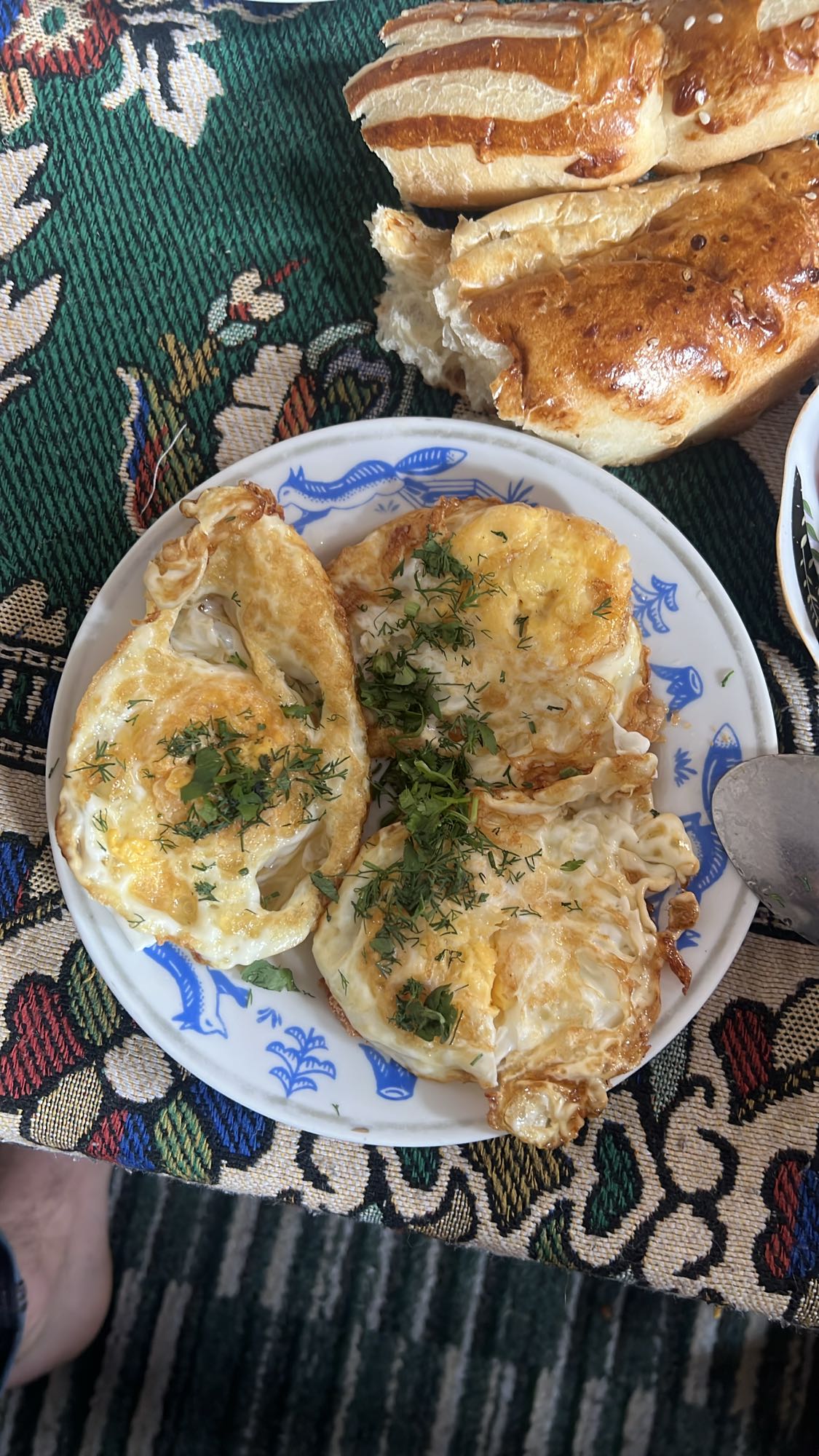 Яичница с булочкой