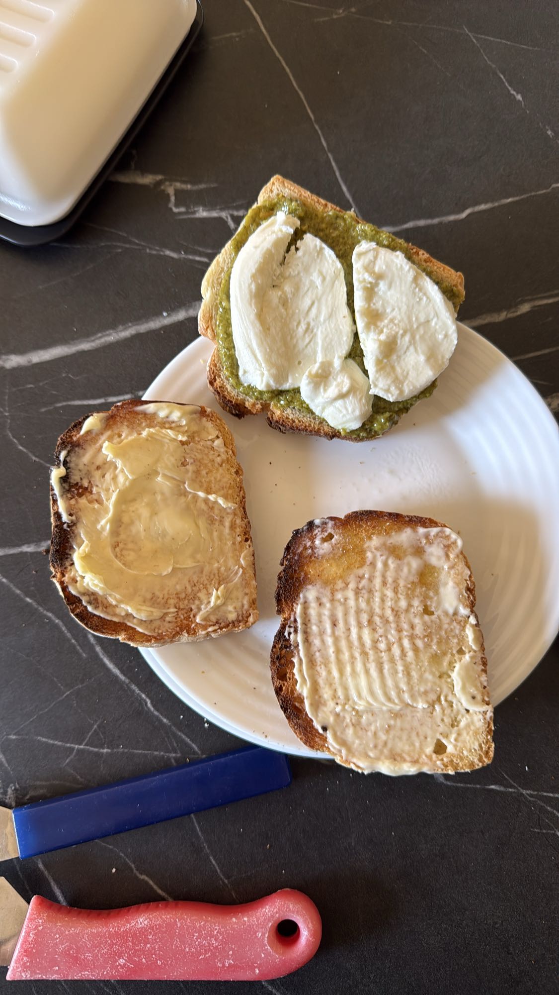 Pesto Mozzarella Toast