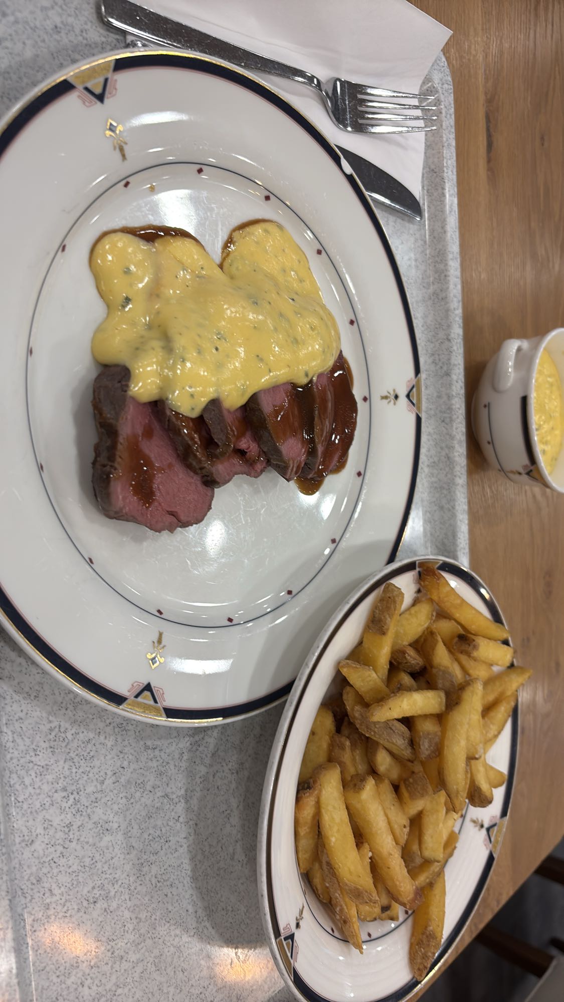 Steak mit Pommes