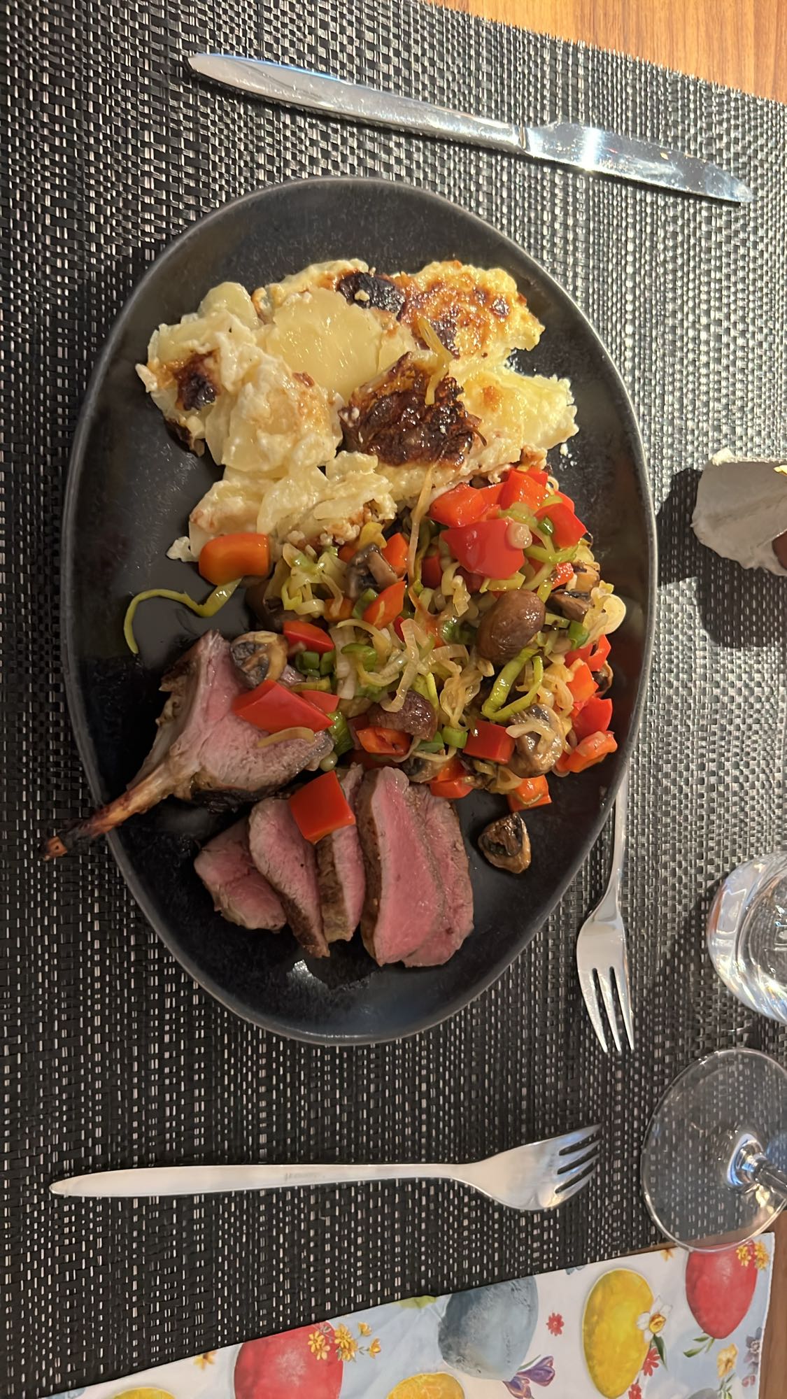 Lamm mit Gratin