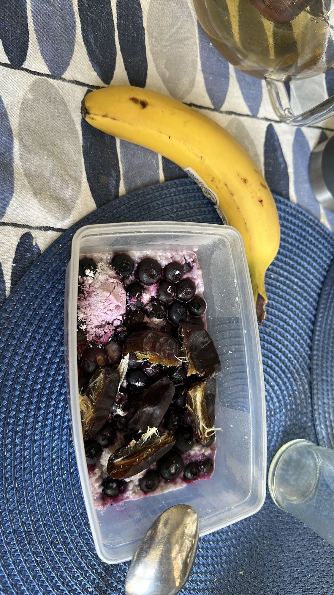 Gröt med banan och bär