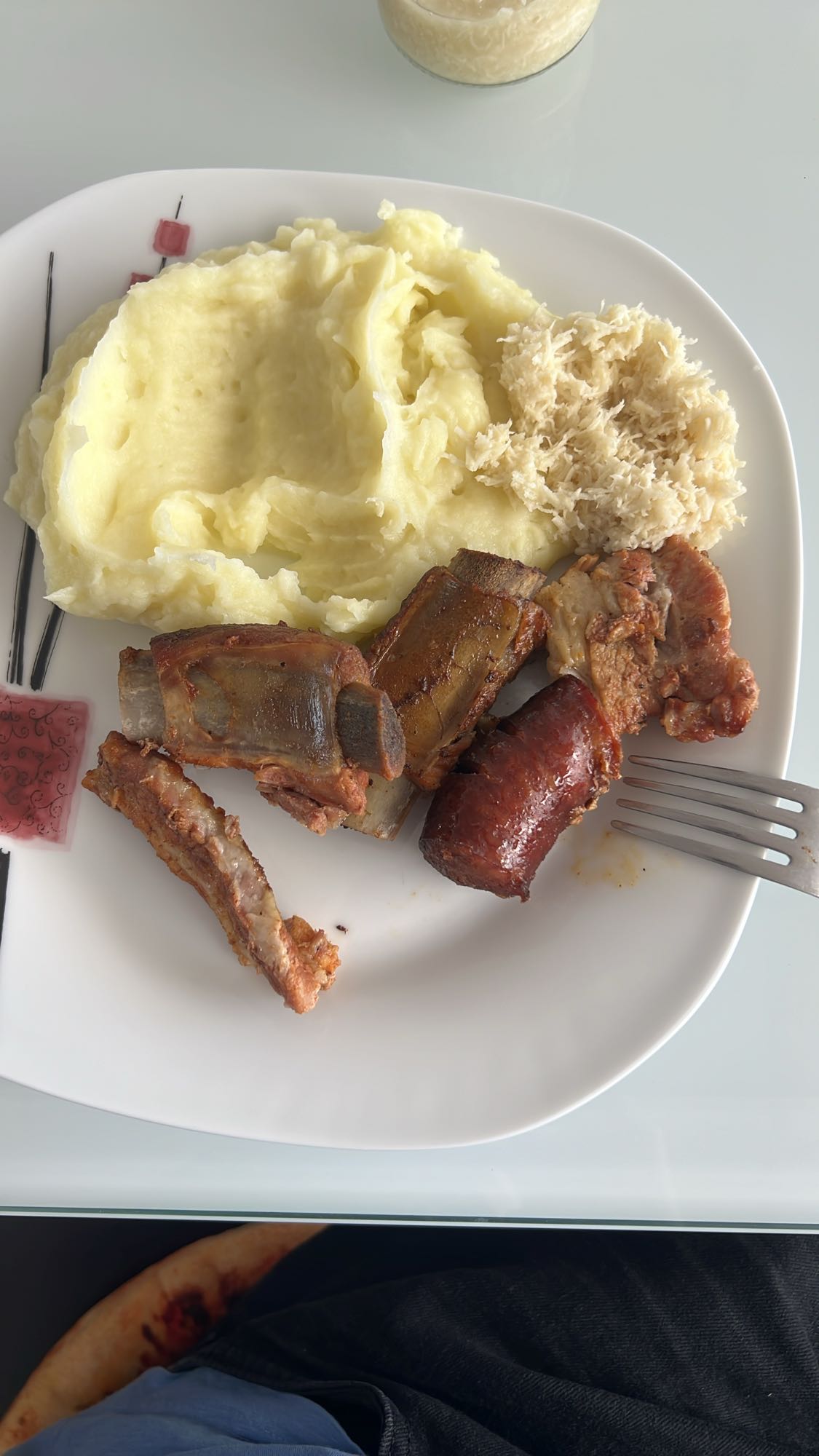 Piure cu carne si carnati