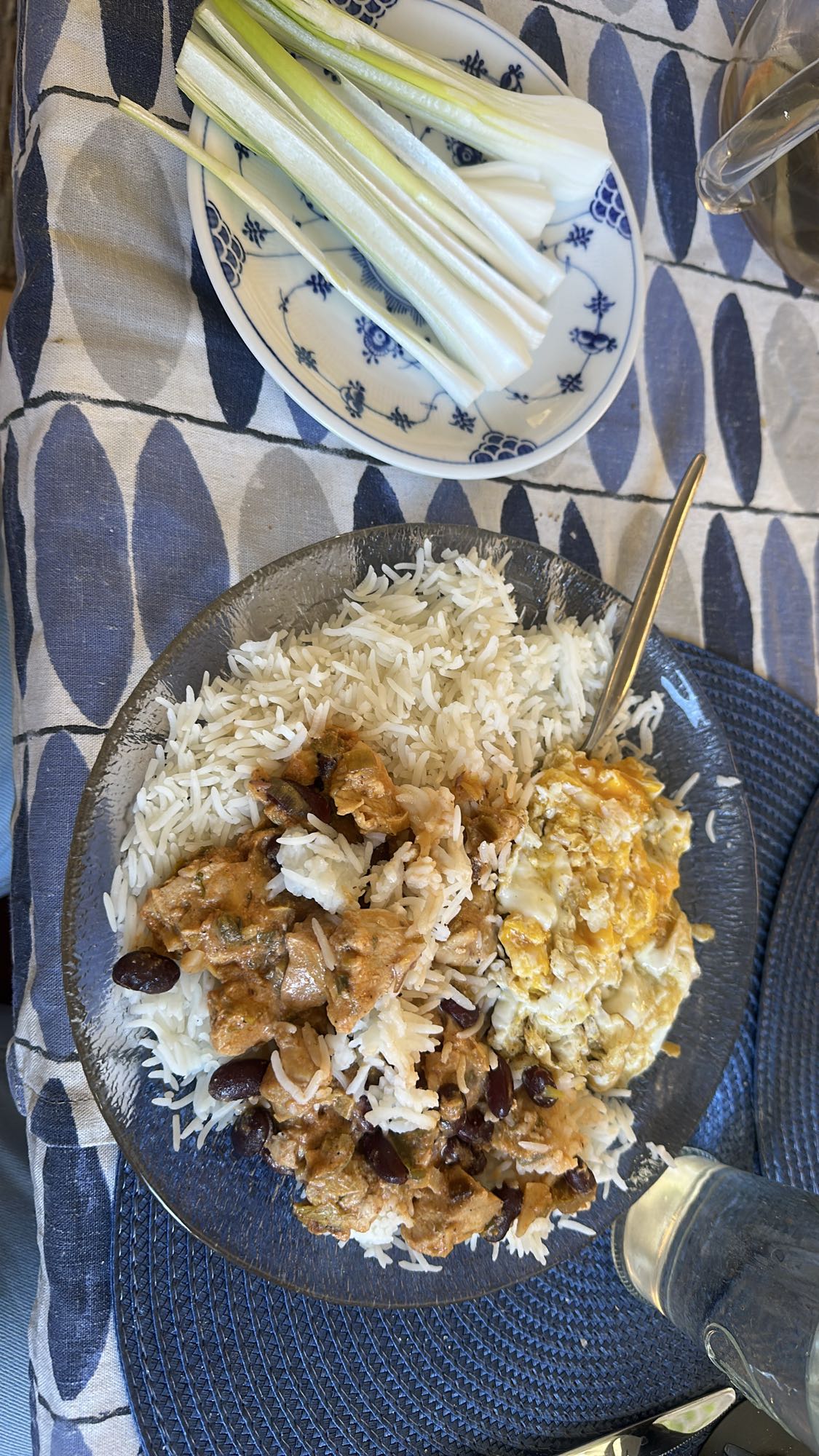 Ris med kyckling och ägg