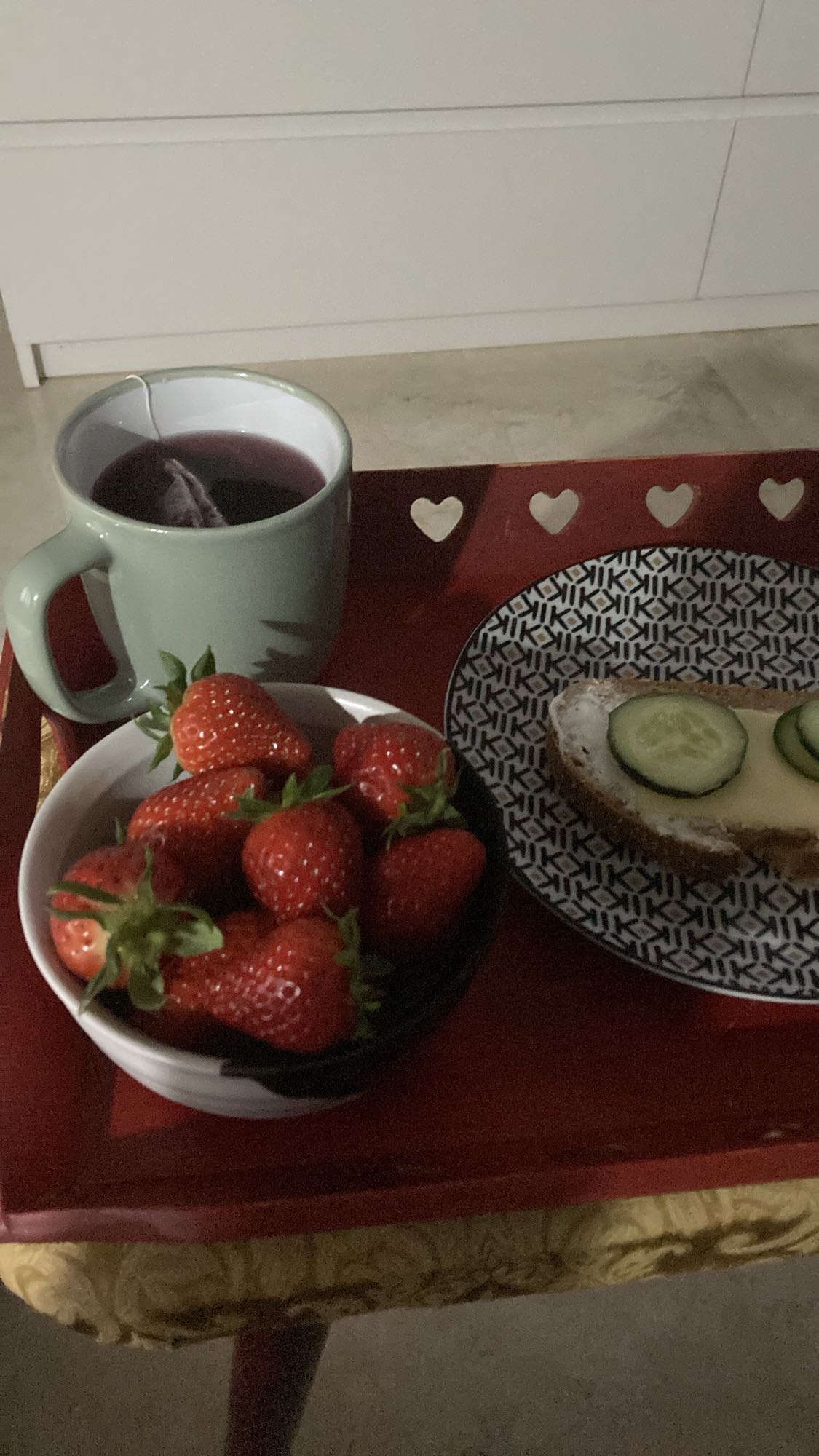 Smörgås med jordgubbar