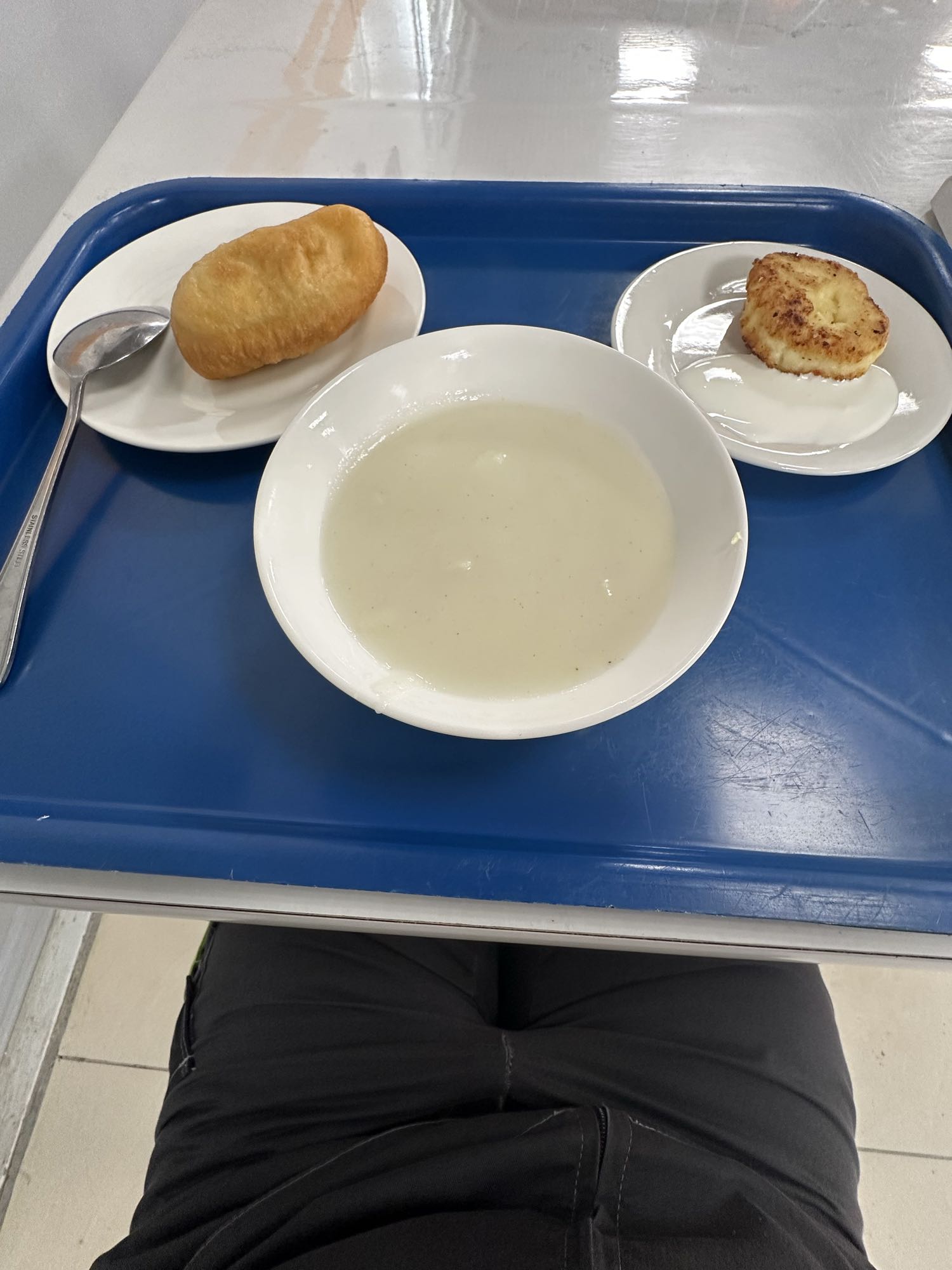 Суп с пирожком и сырником