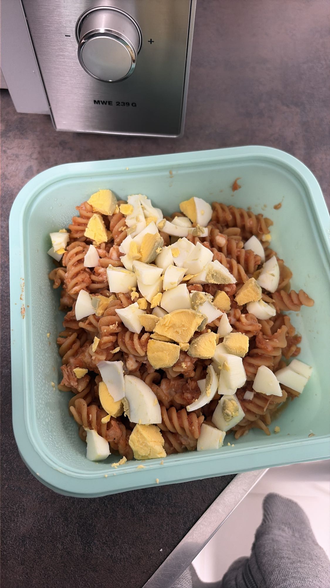 pasta con huevo y atun