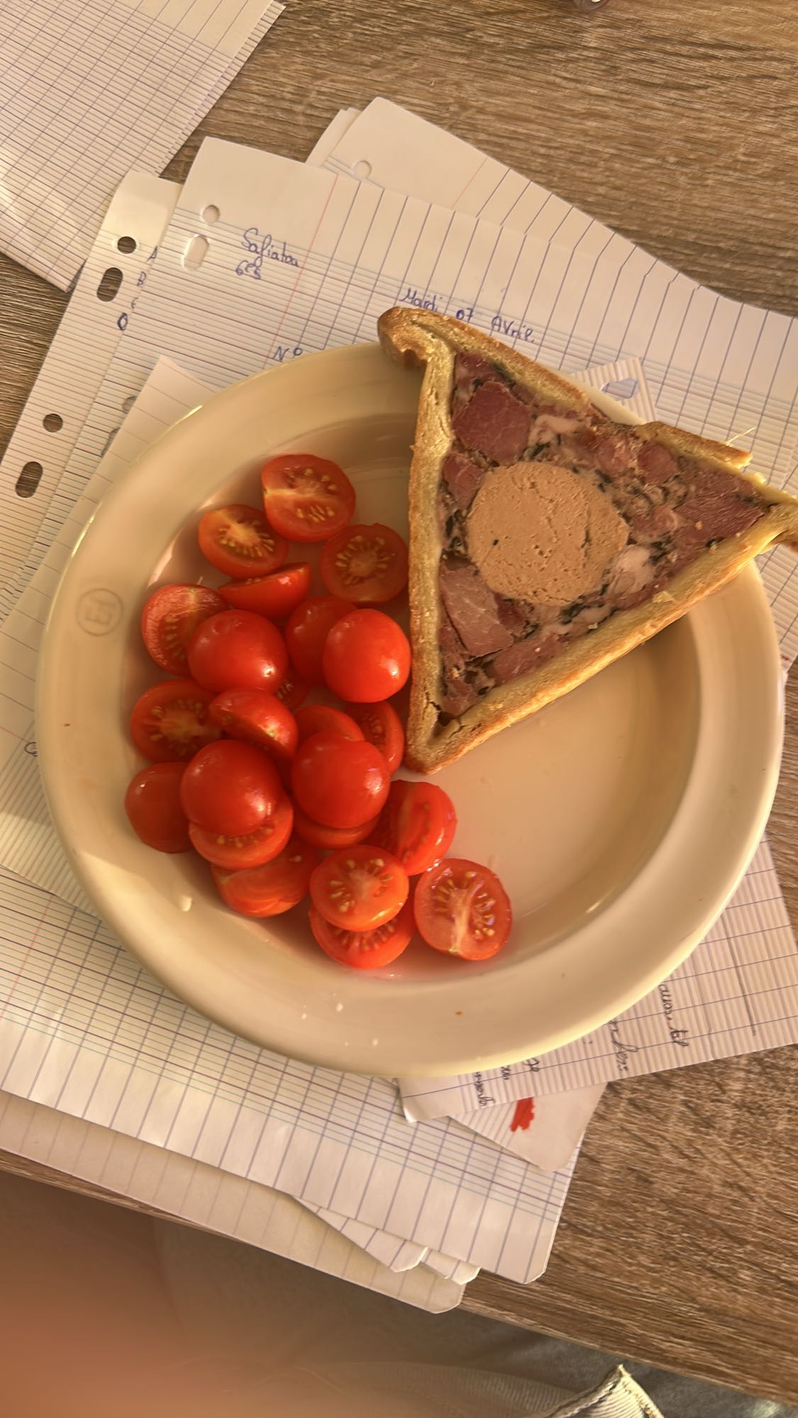 Part de pâté et tomates
