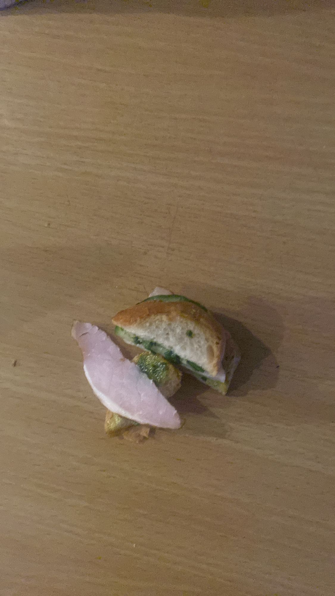 Mini kanapka z szynką