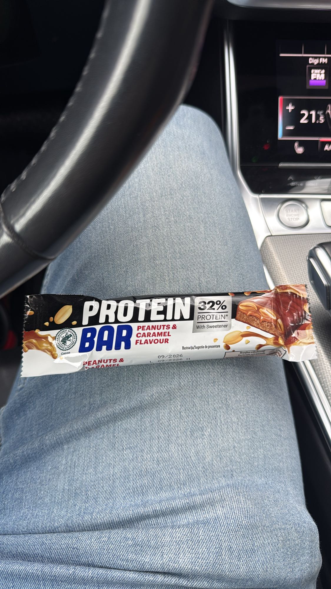 Peanut Caramel Protein Bar
