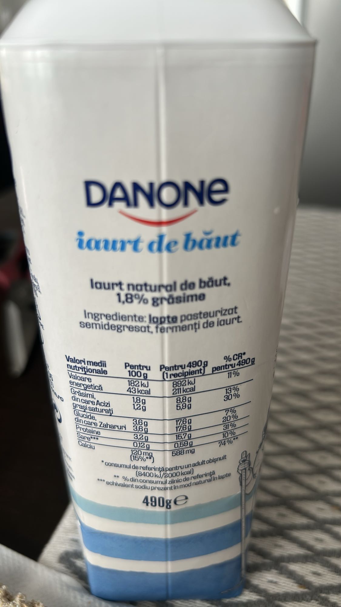 Iaurt de băut natural