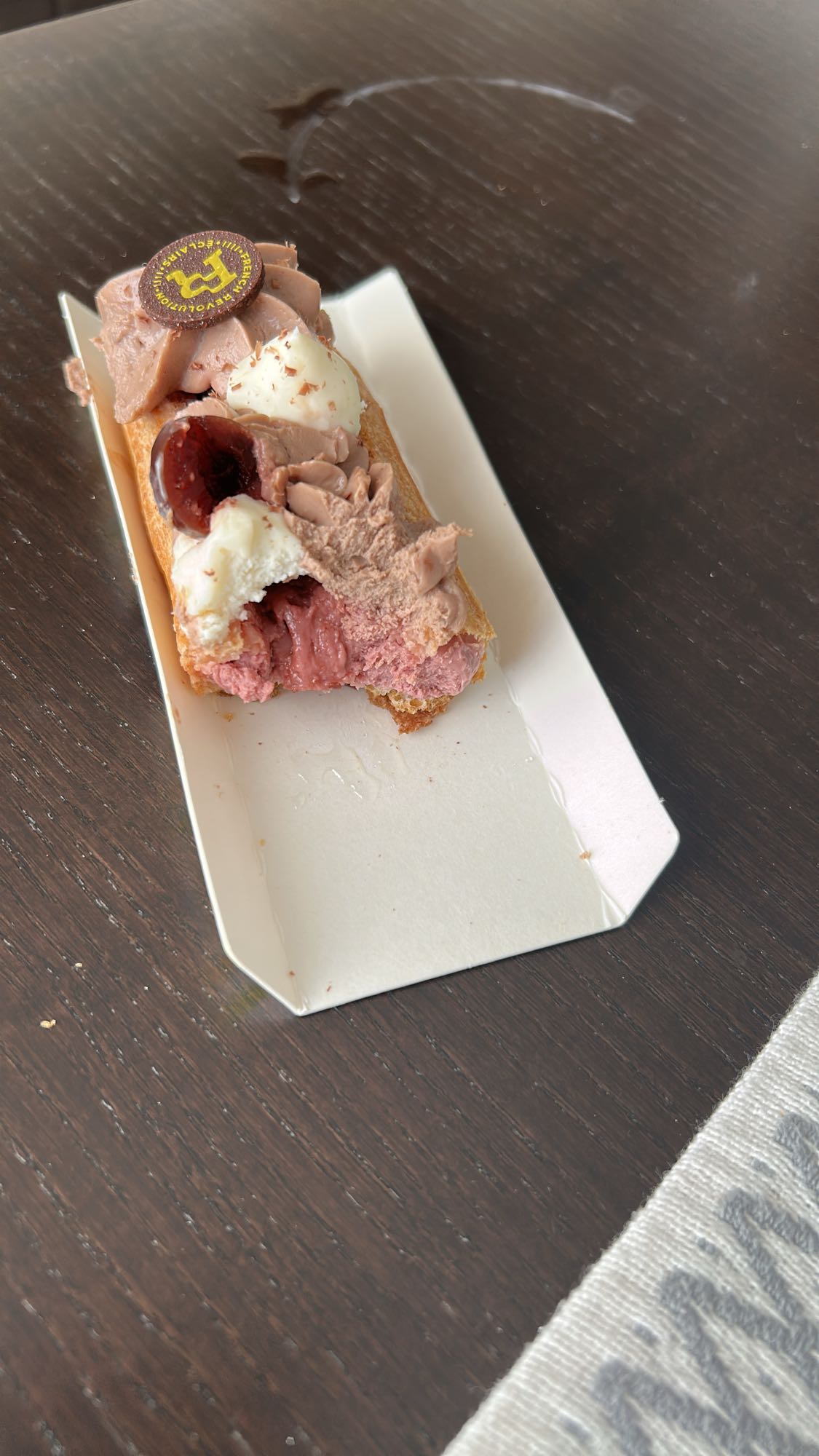 Prăjitură cu mousse