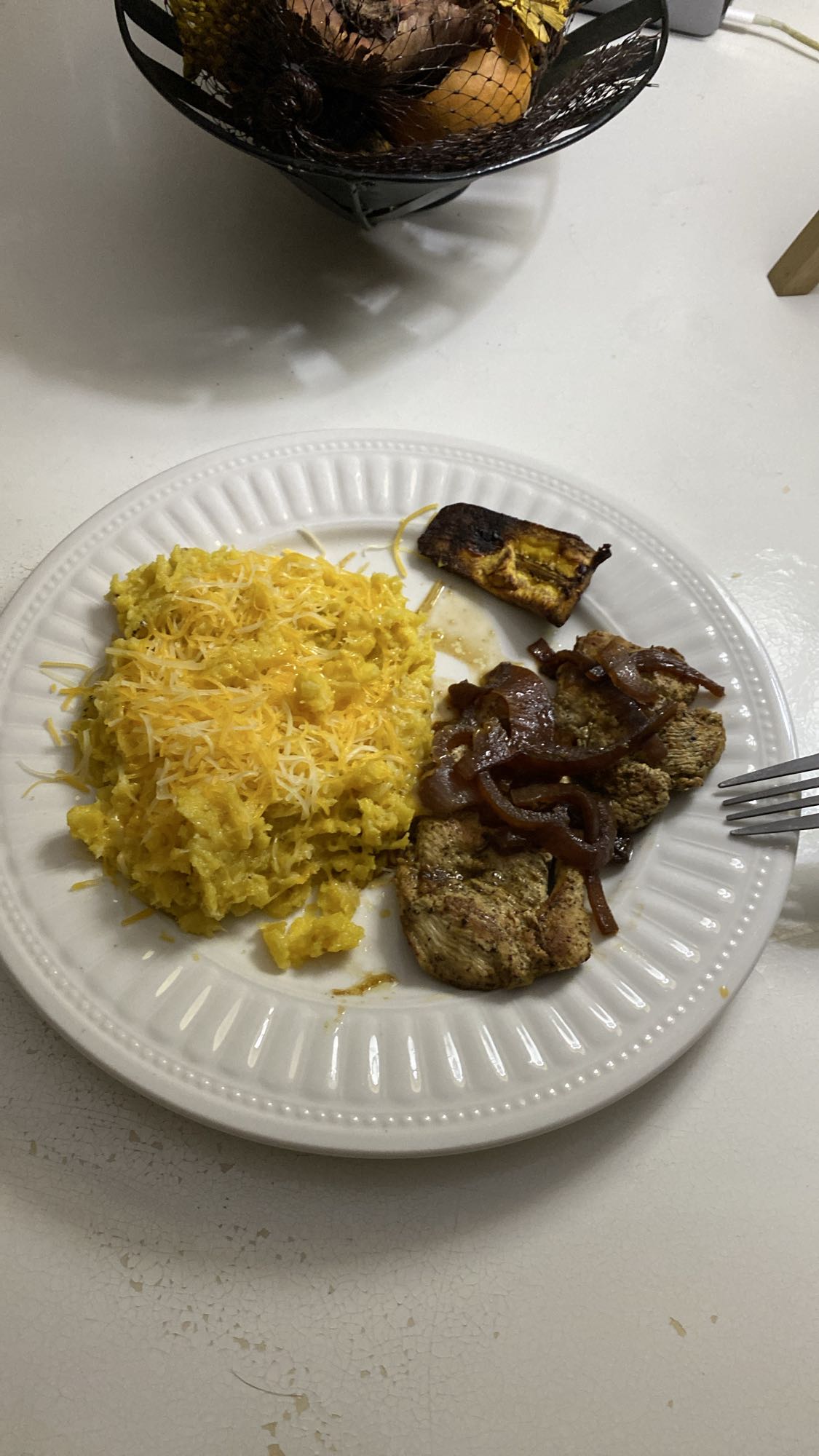 pollo con mofongo