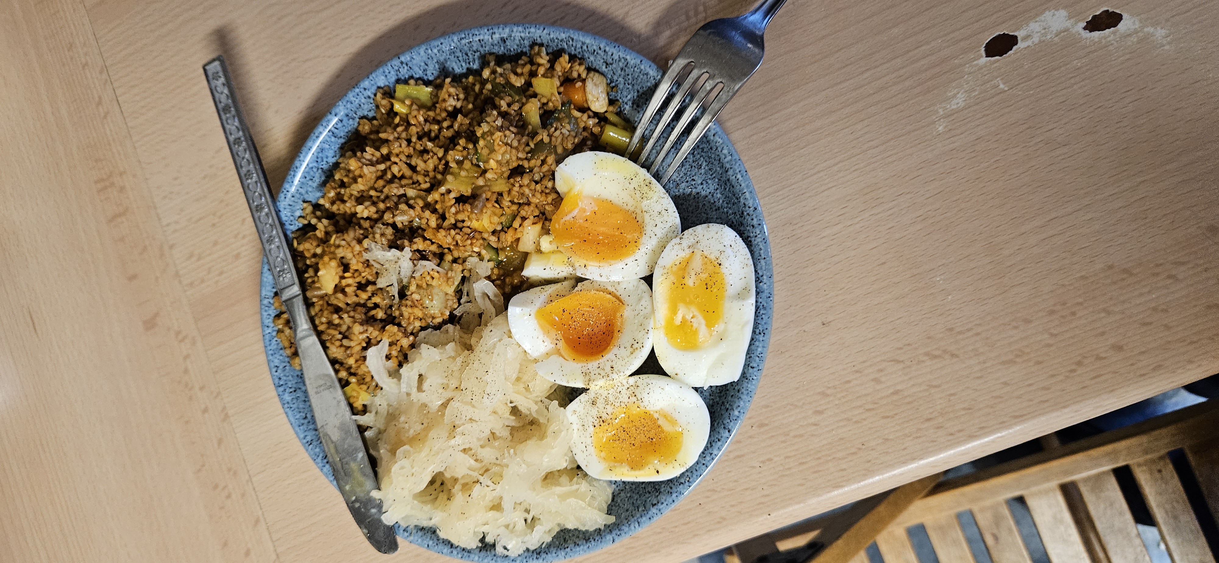 Bulgur with Eggs