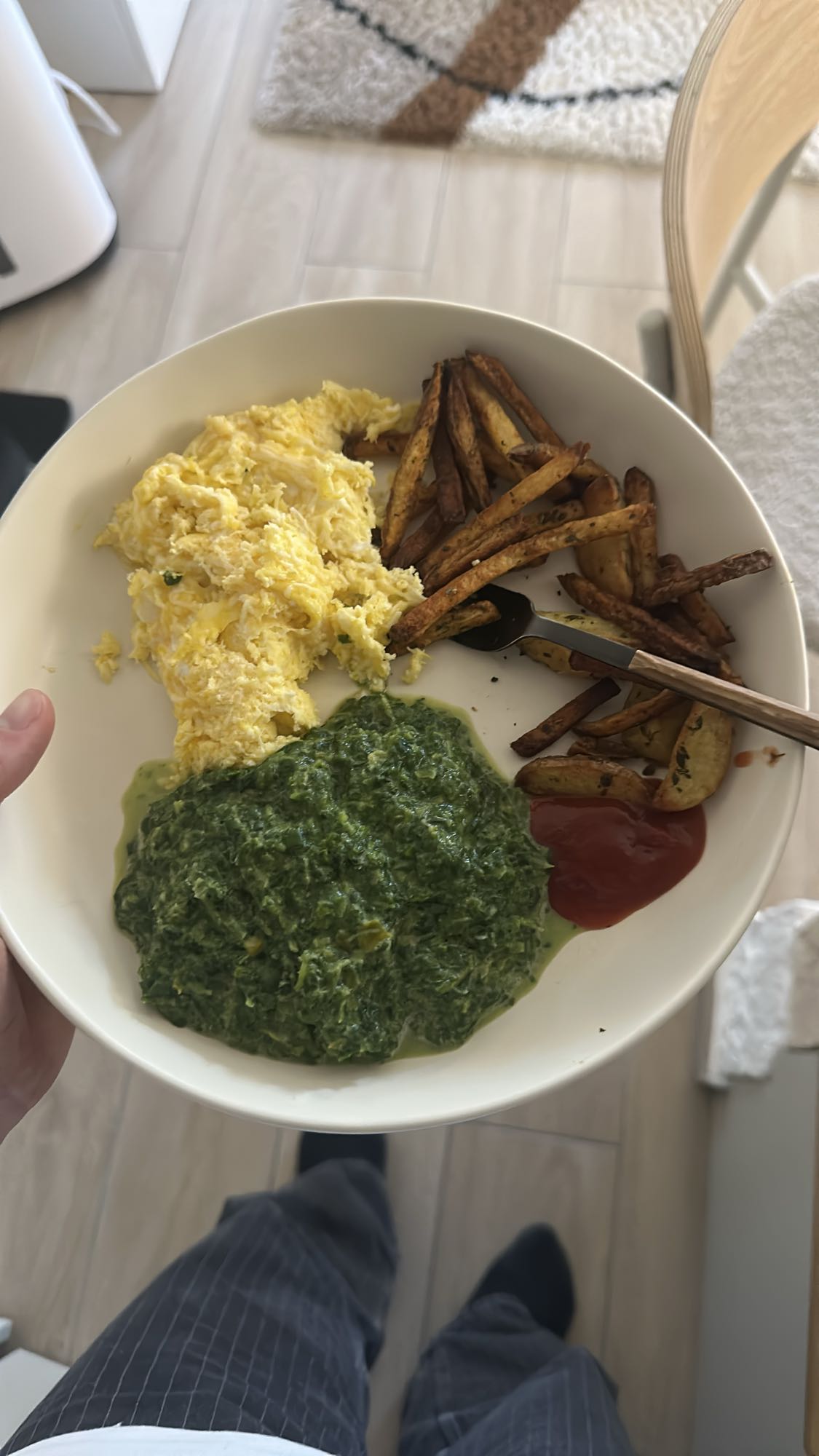 Oeufs épinards pommes