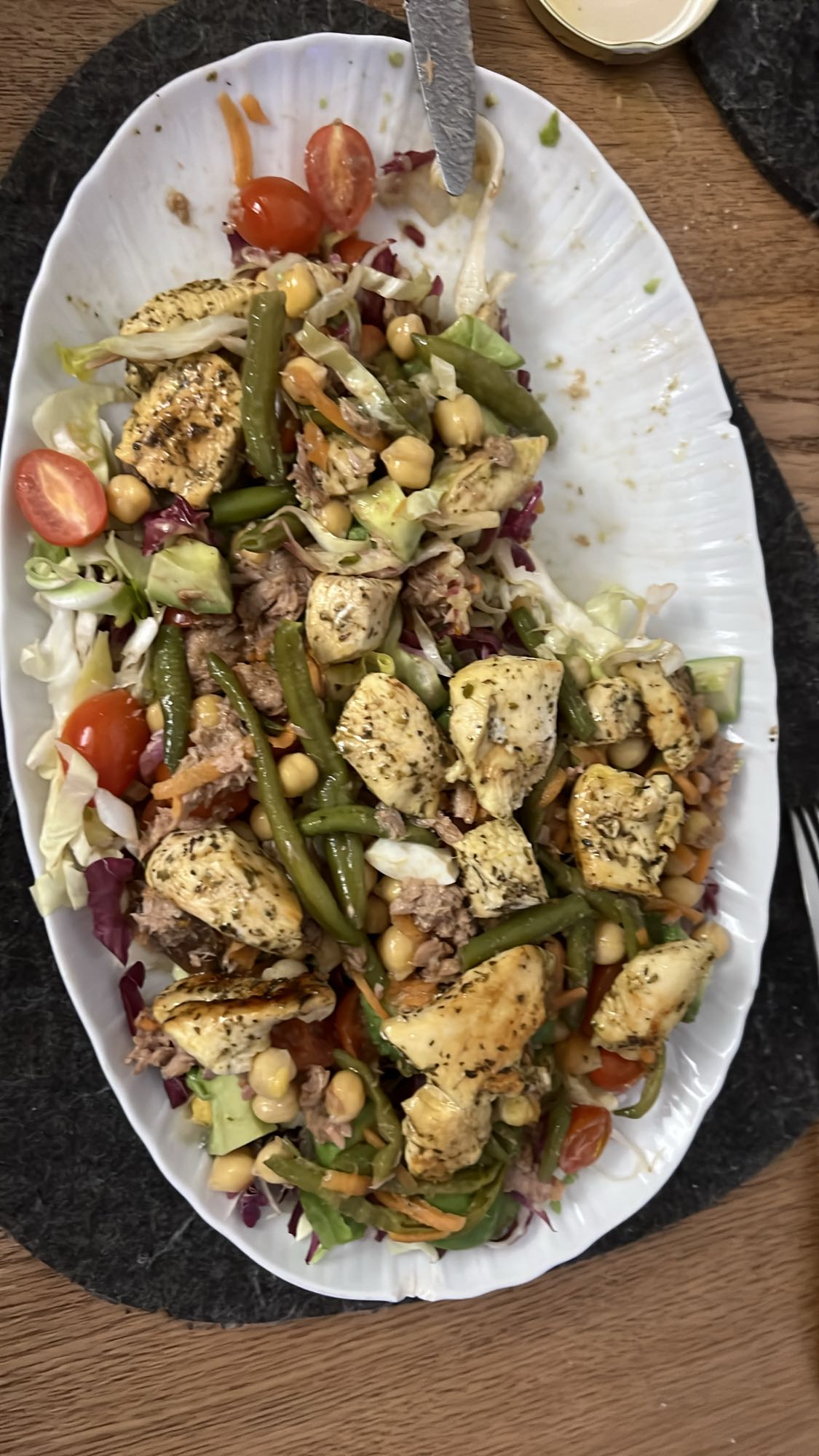 Insalata pollo e tonno