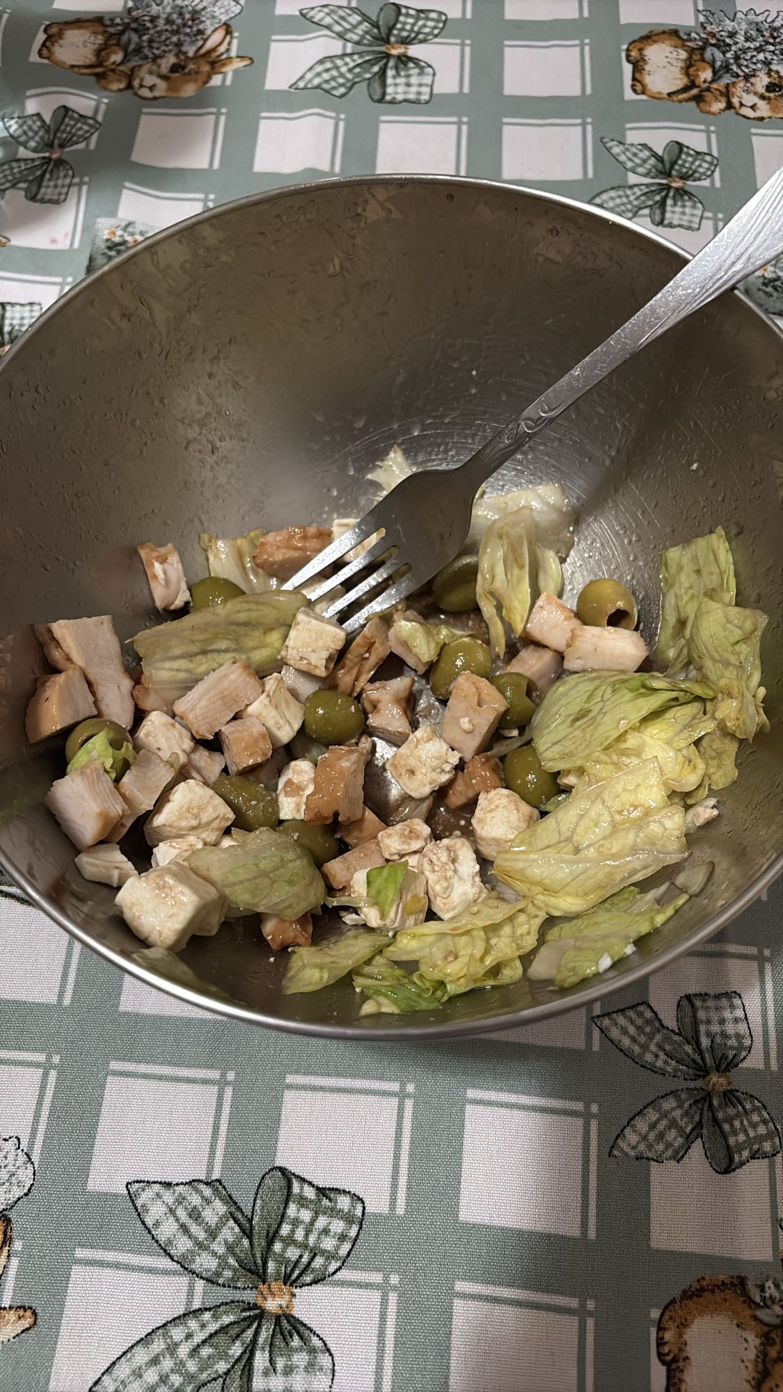 Insalata pollo e feta