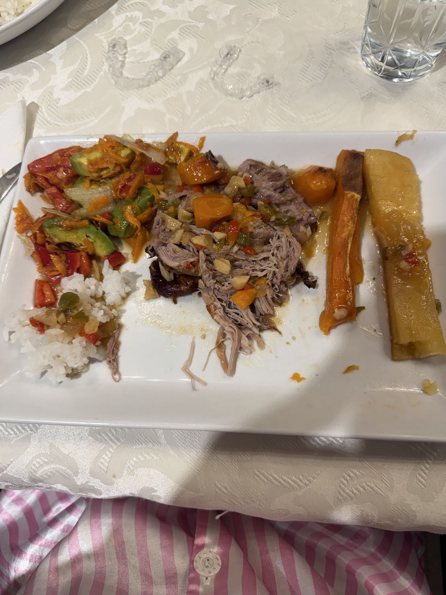 cordero con arroz y verduras