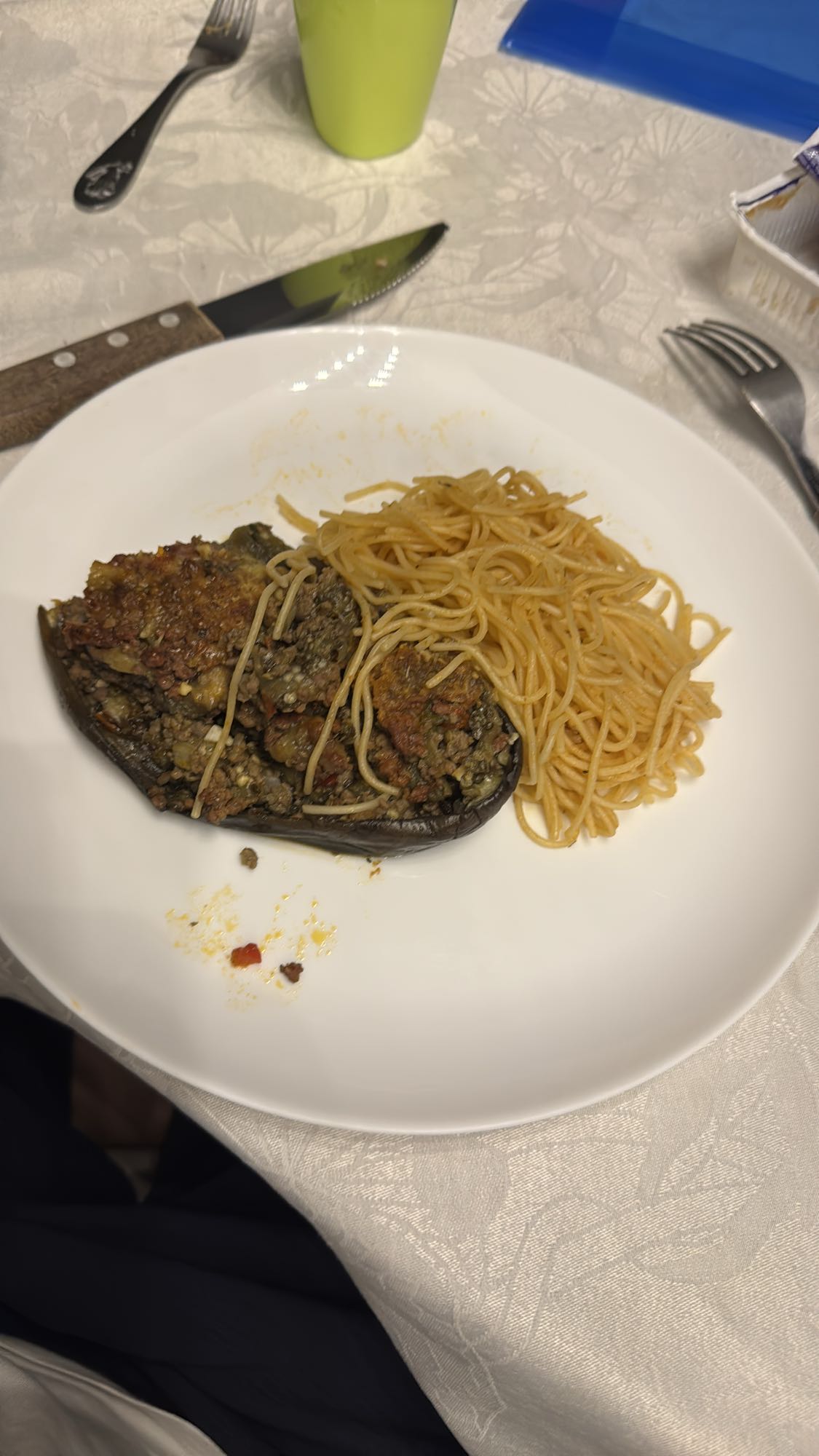 Berinjela recheada massa