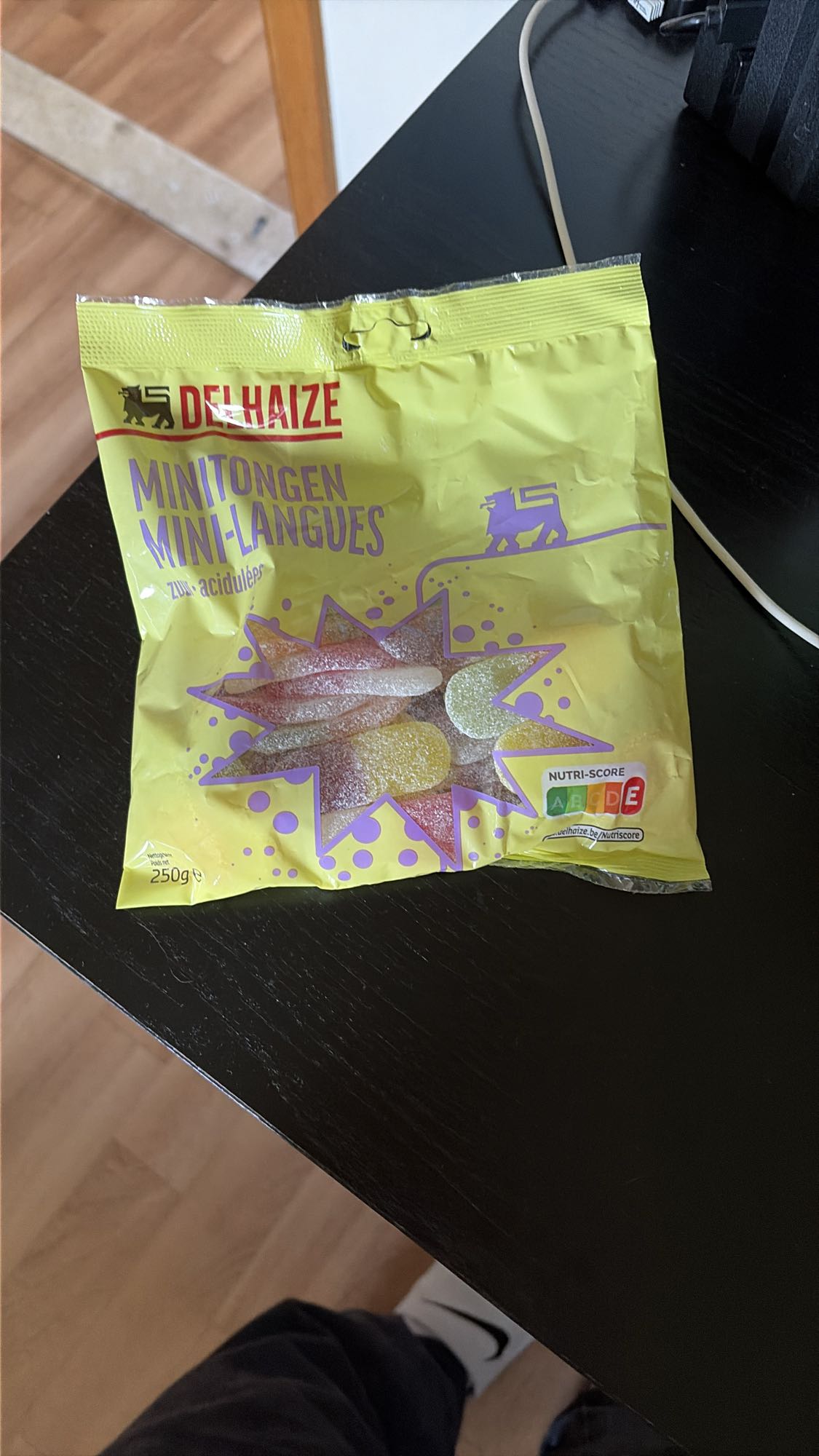 zure snoeptongen