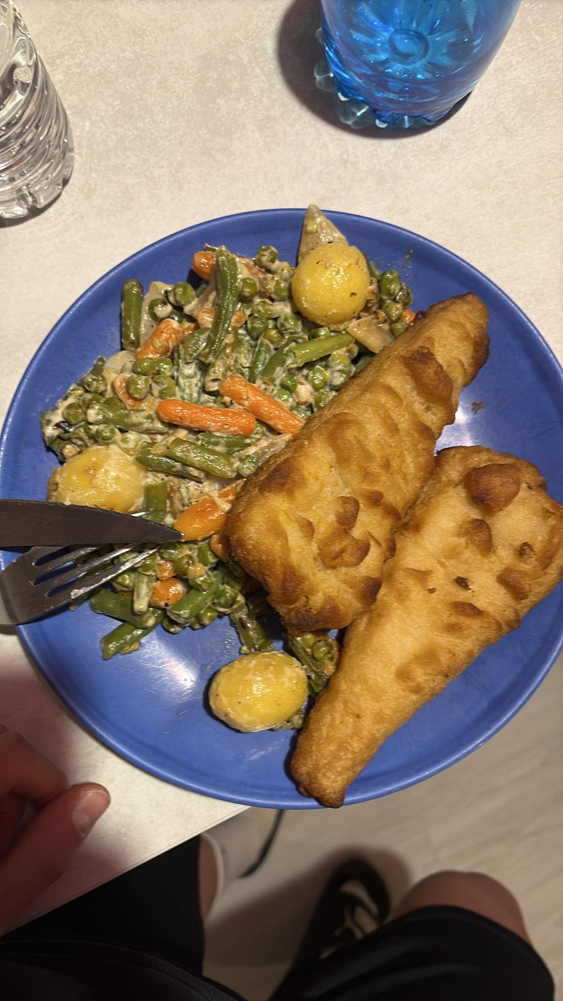 Poisson frit et légumes